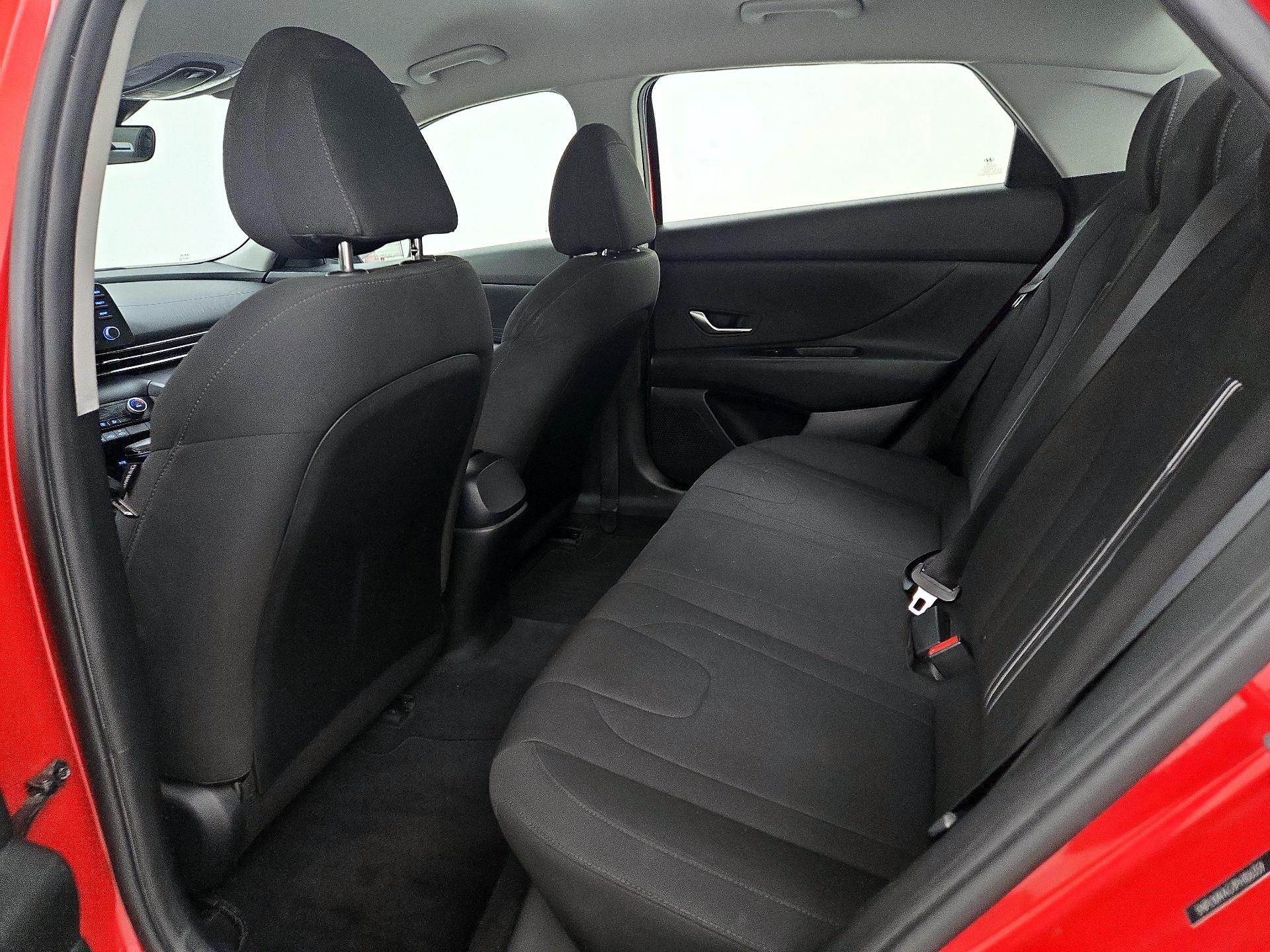 Thumbnail: 2023 Hyundai Elantra - 19