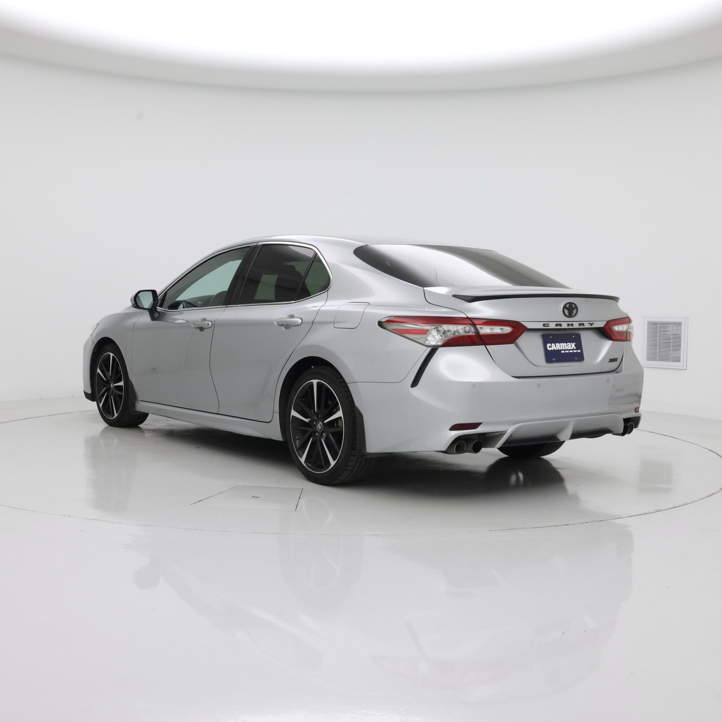 Thumbnail: 2018 Toyota Camry - 2