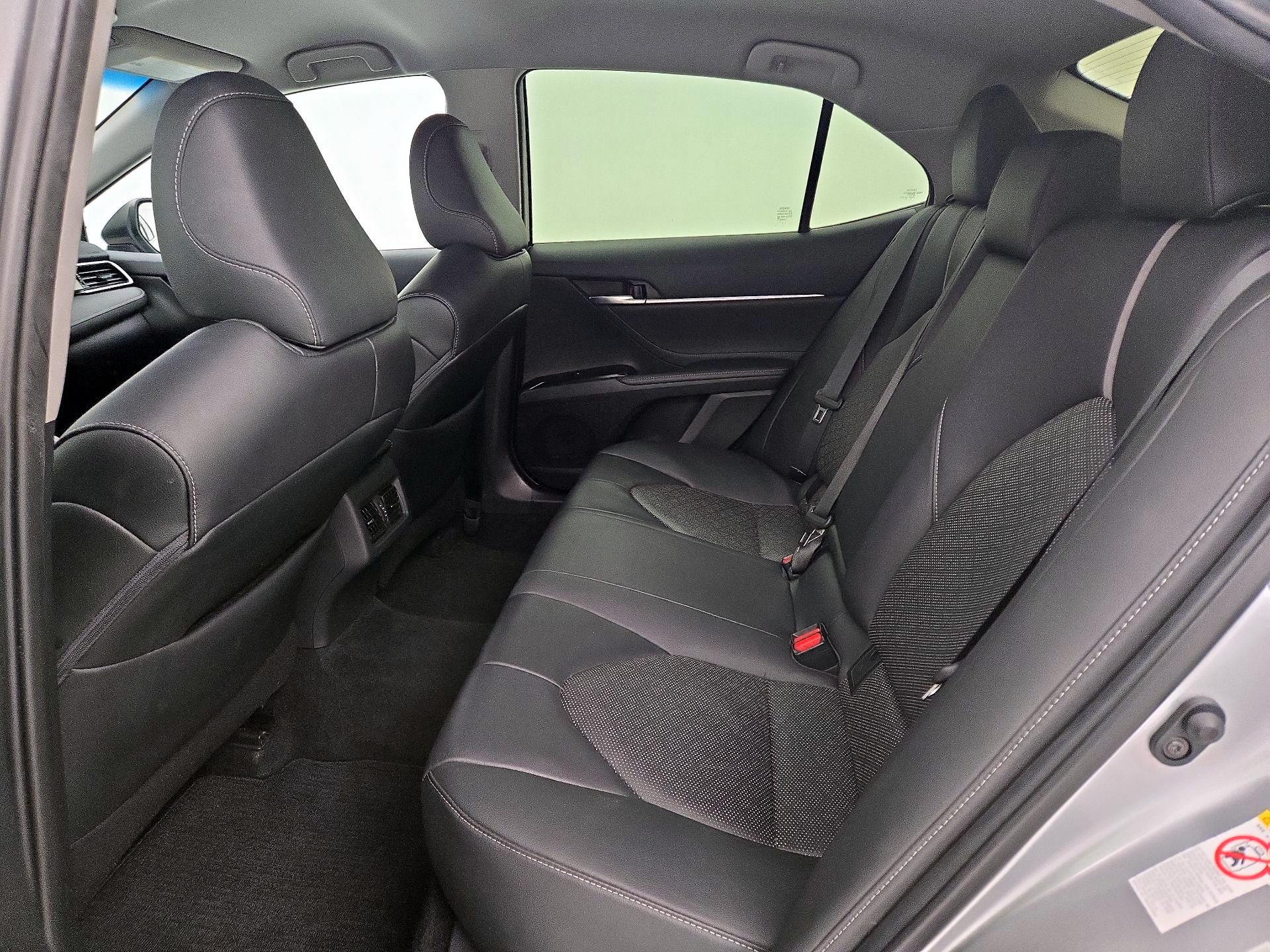 Thumbnail: 2018 Toyota Camry - 19