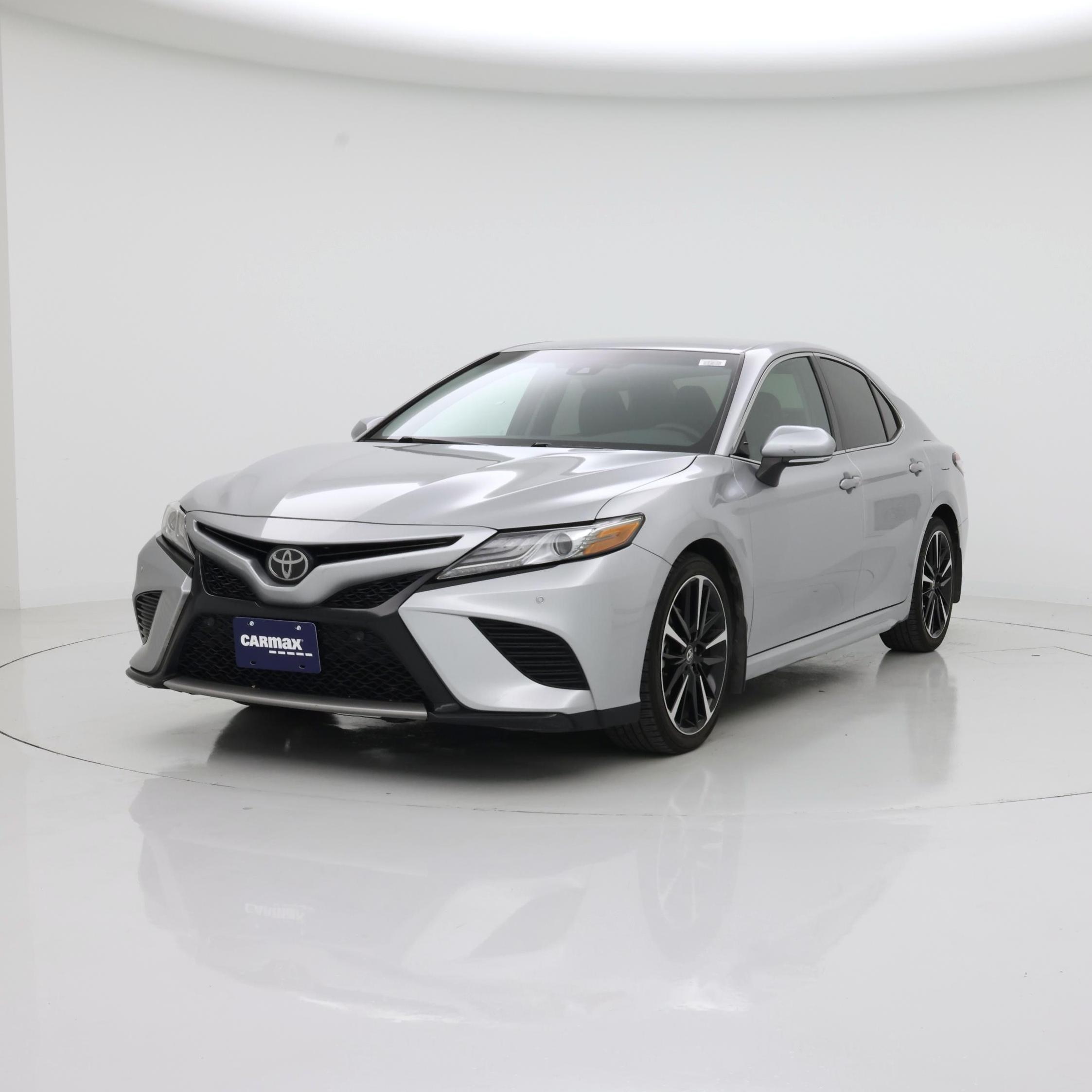 Thumbnail: 2018 Toyota Camry - 4