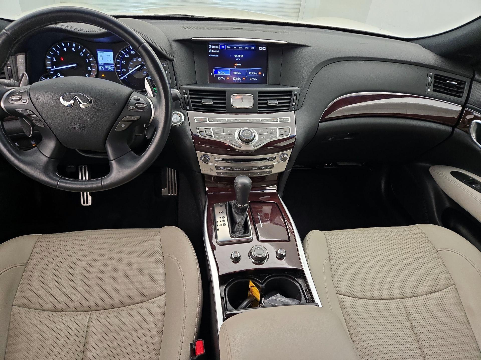 Thumbnail: 2019 INFINITI Q70 - 9