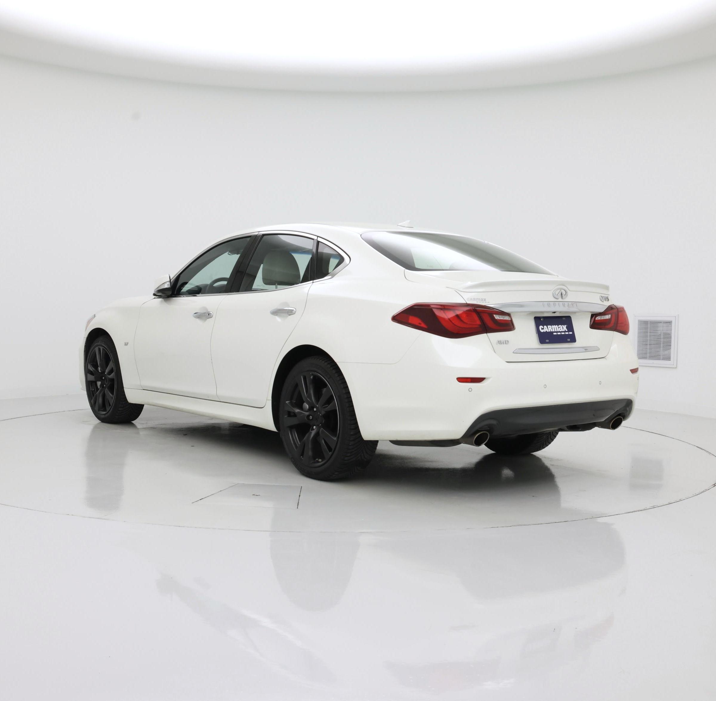 Thumbnail: 2019 INFINITI Q70 - 2