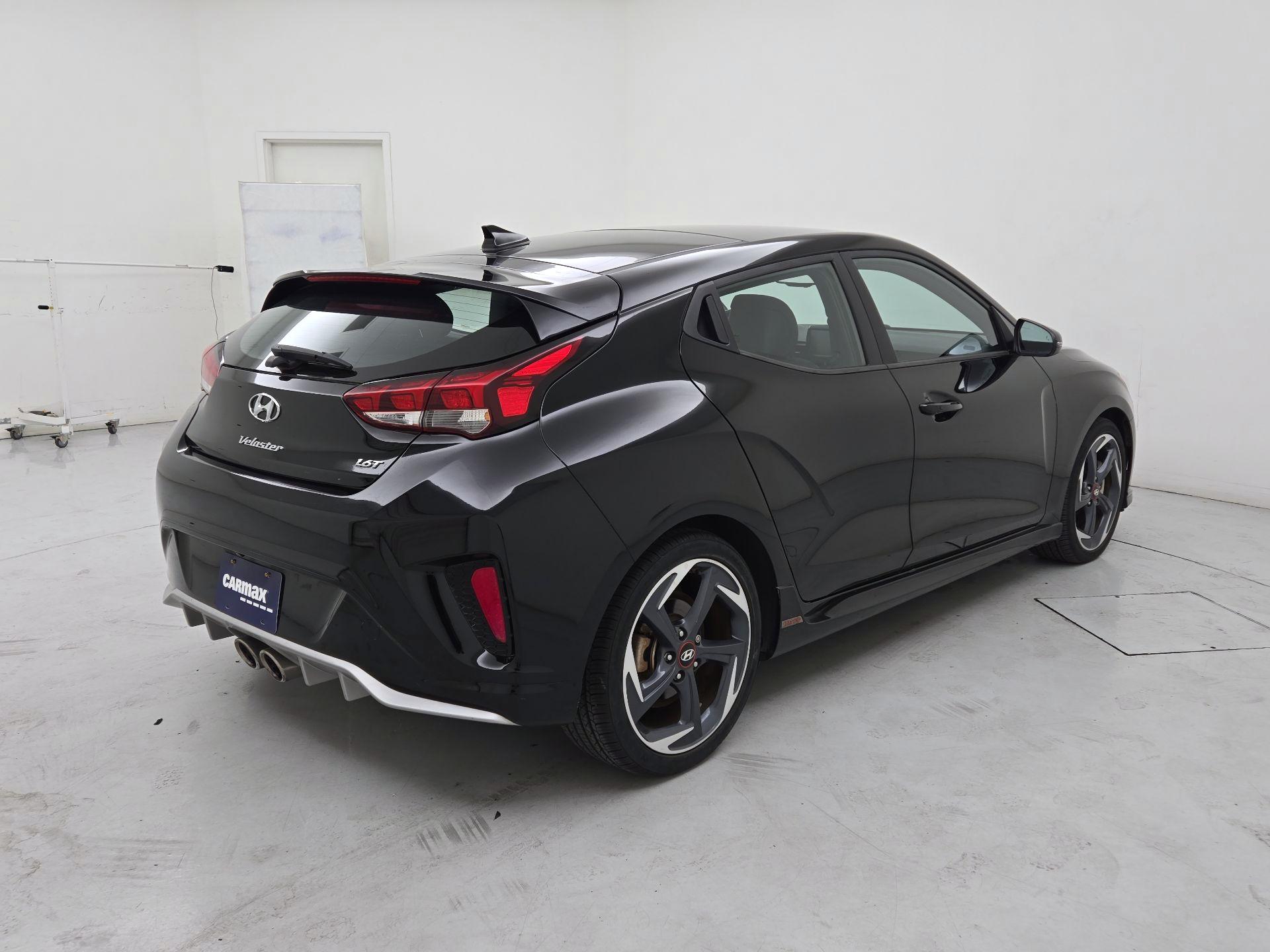Thumbnail: 2020 Hyundai Veloster - 5