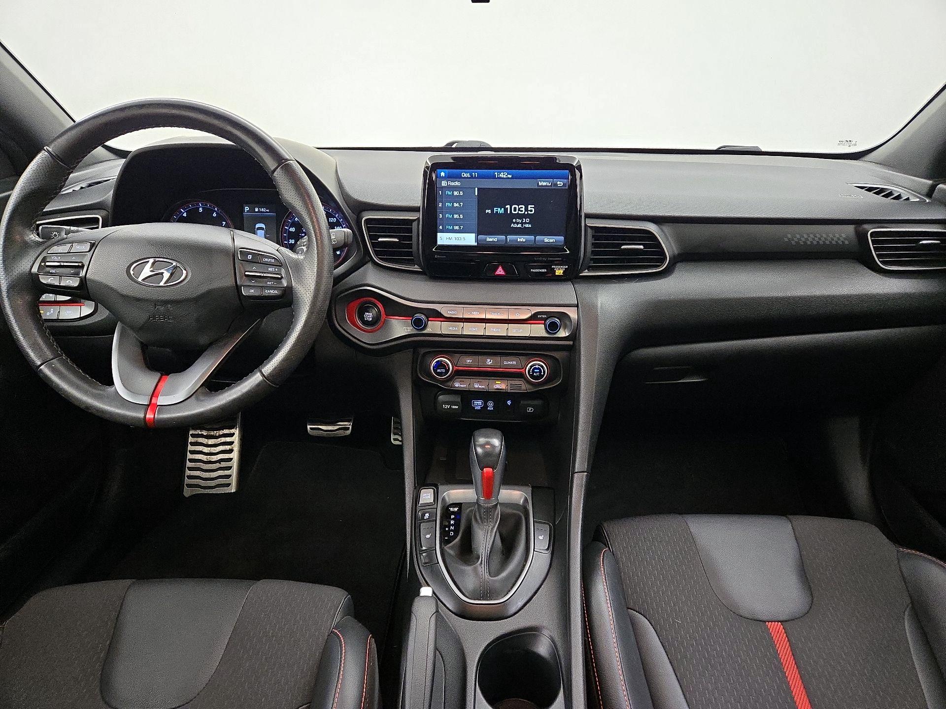 Thumbnail: 2020 Hyundai Veloster - 8