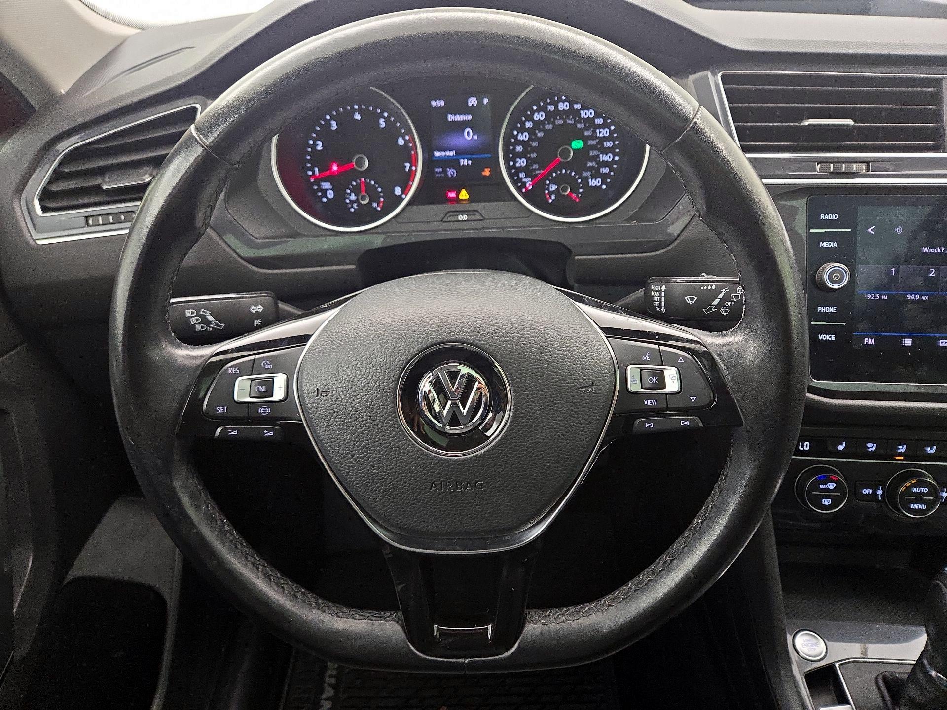 Thumbnail: 2019 Volkswagen Tiguan - 10