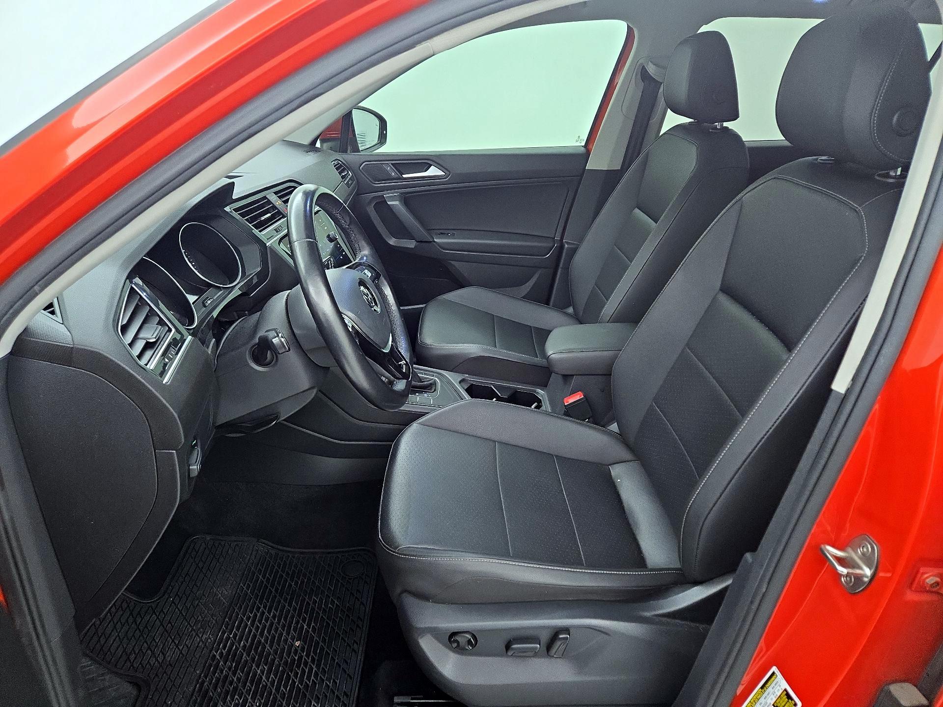 Thumbnail: 2019 Volkswagen Tiguan - 11