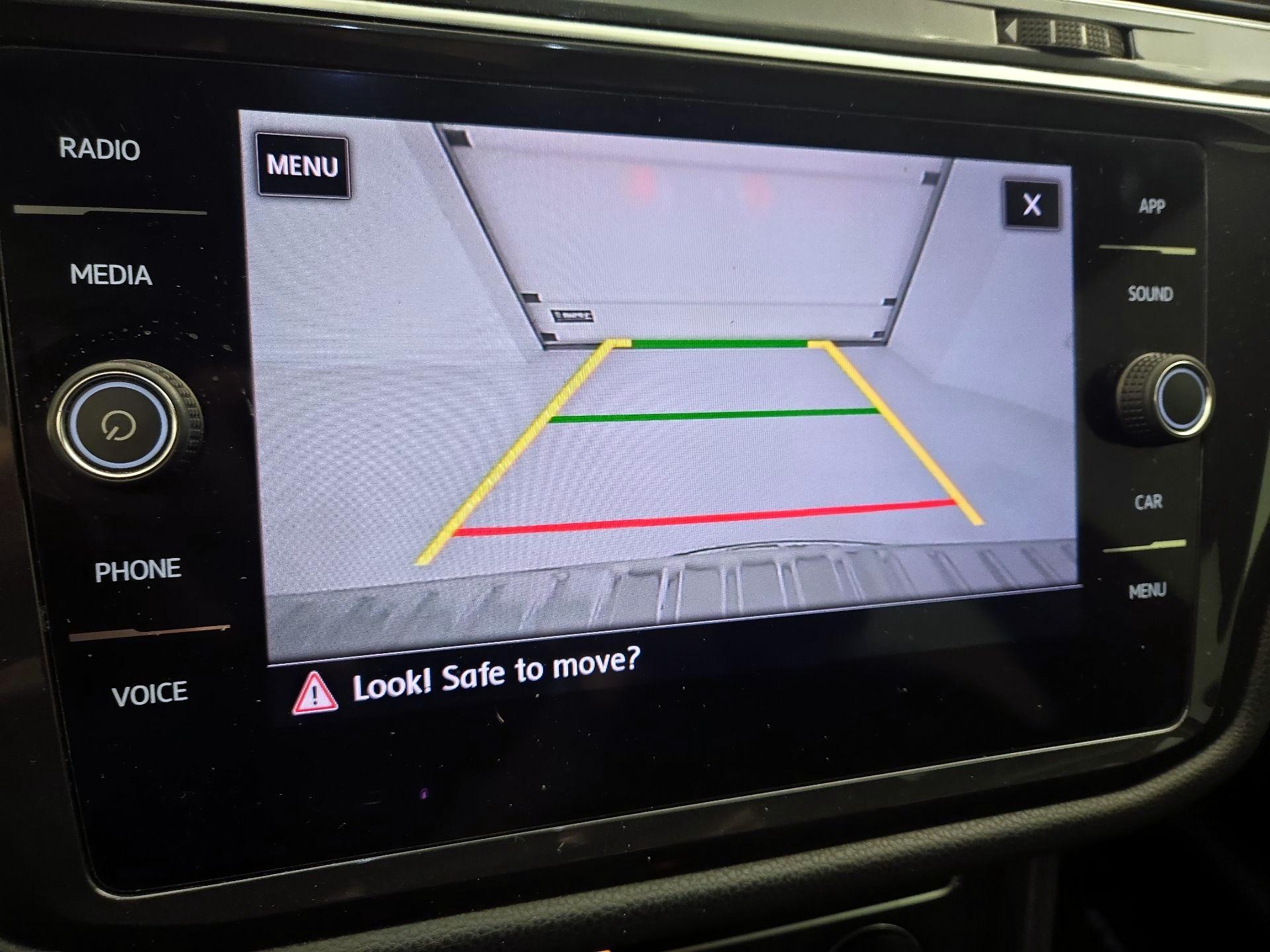 Thumbnail: 2019 Volkswagen Tiguan - 14