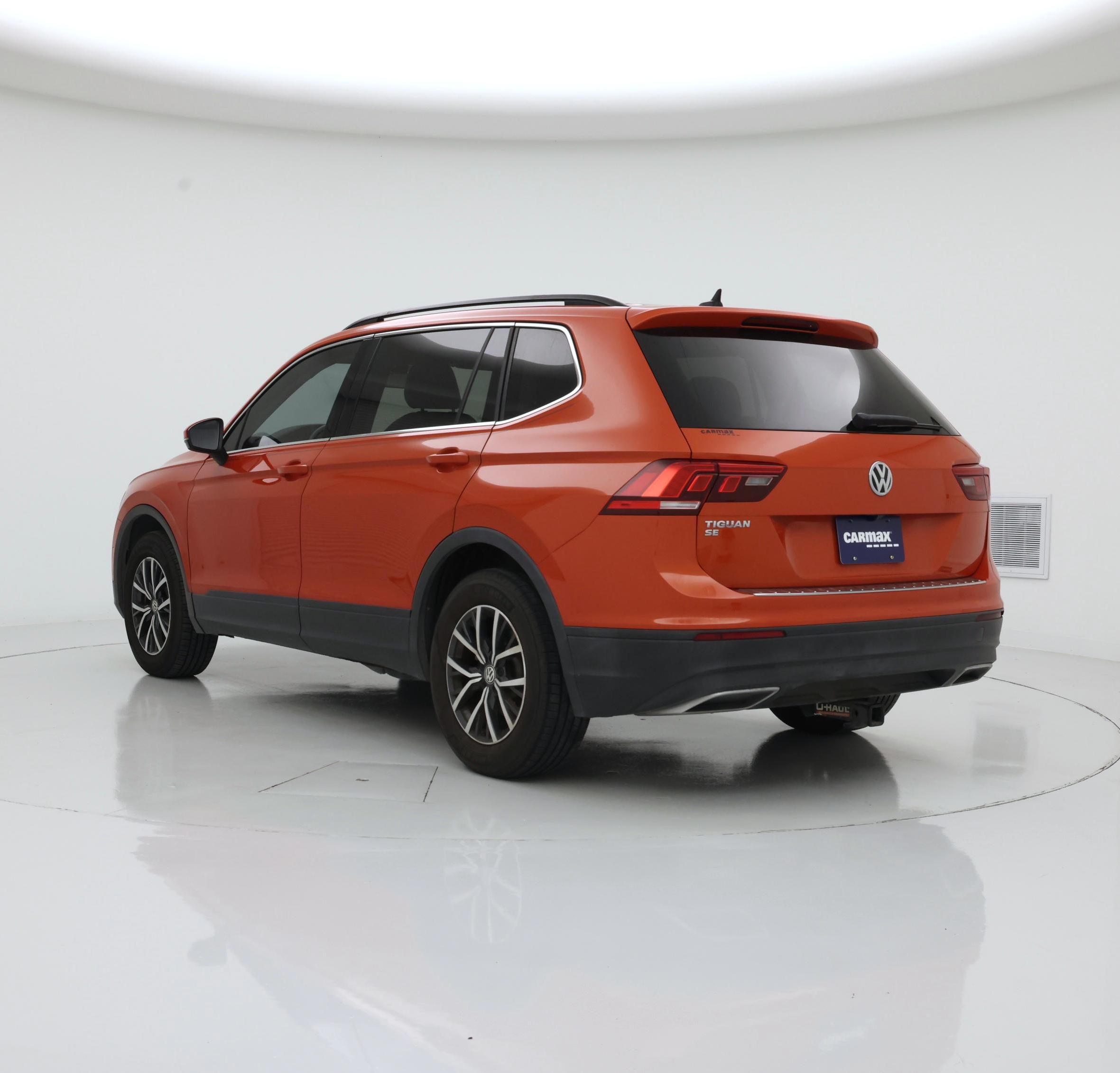 Thumbnail: 2019 Volkswagen Tiguan - 2