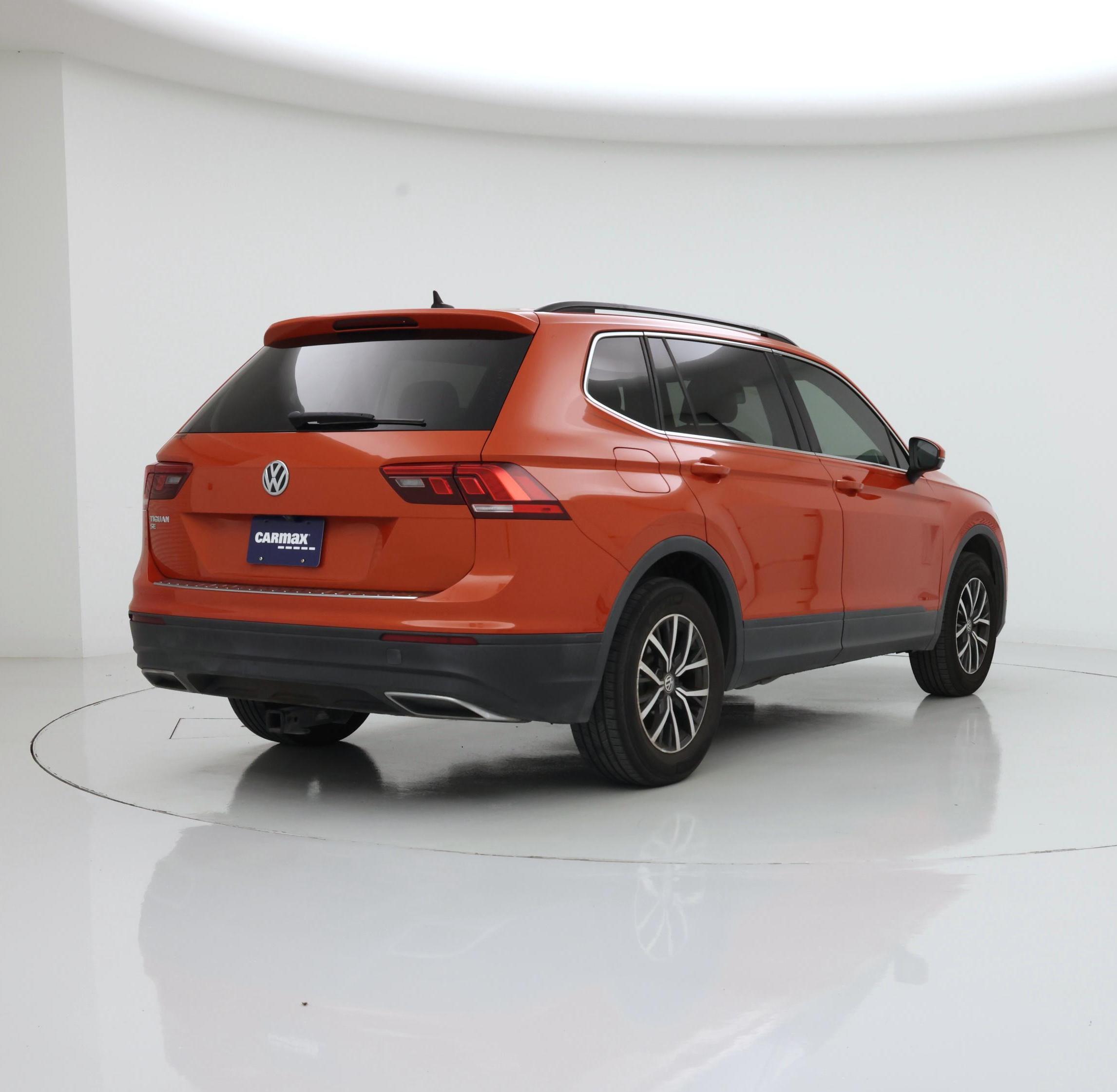 Thumbnail: 2019 Volkswagen Tiguan - 8