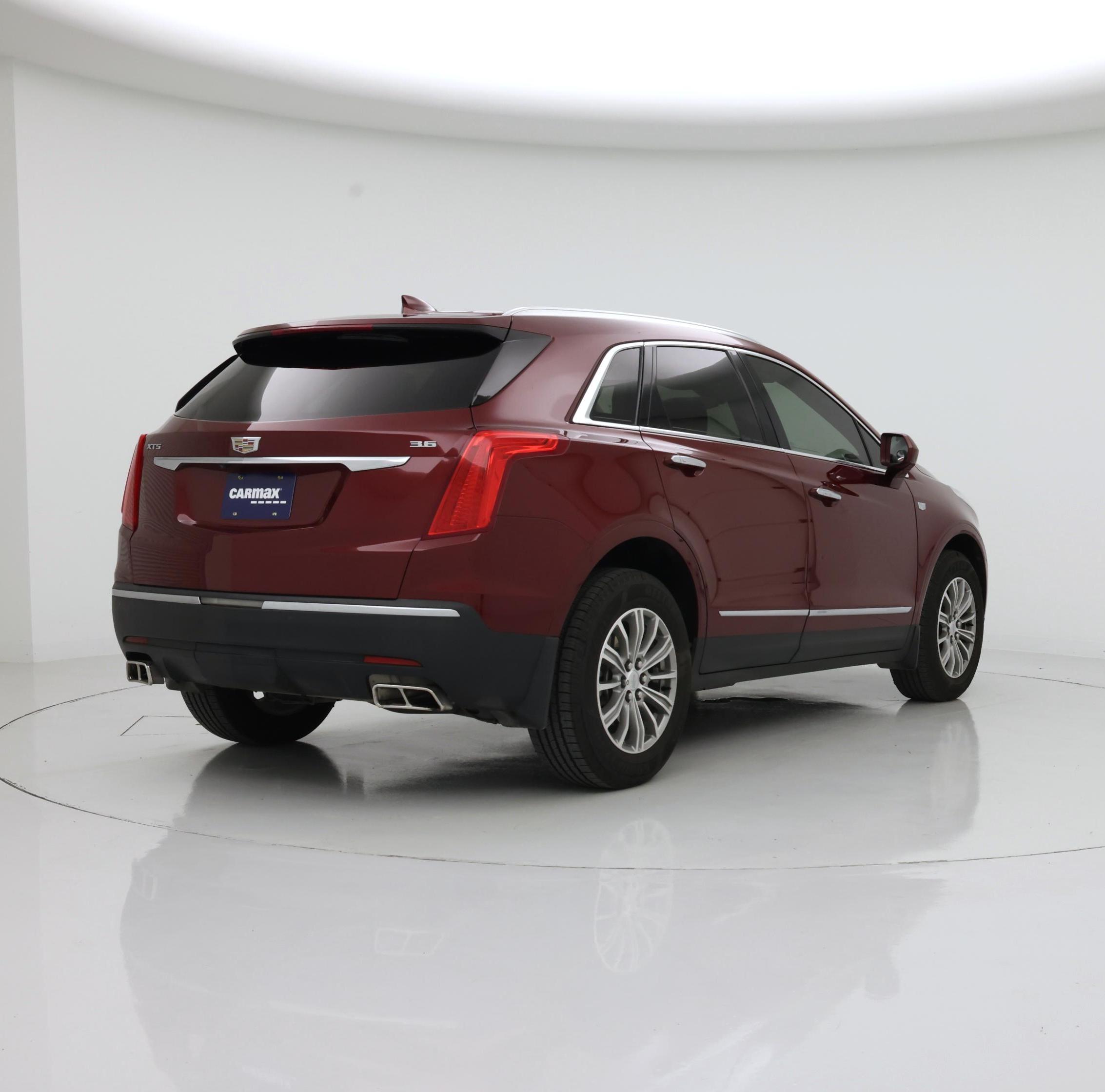 Thumbnail: 2018 Cadillac XT5 - 8