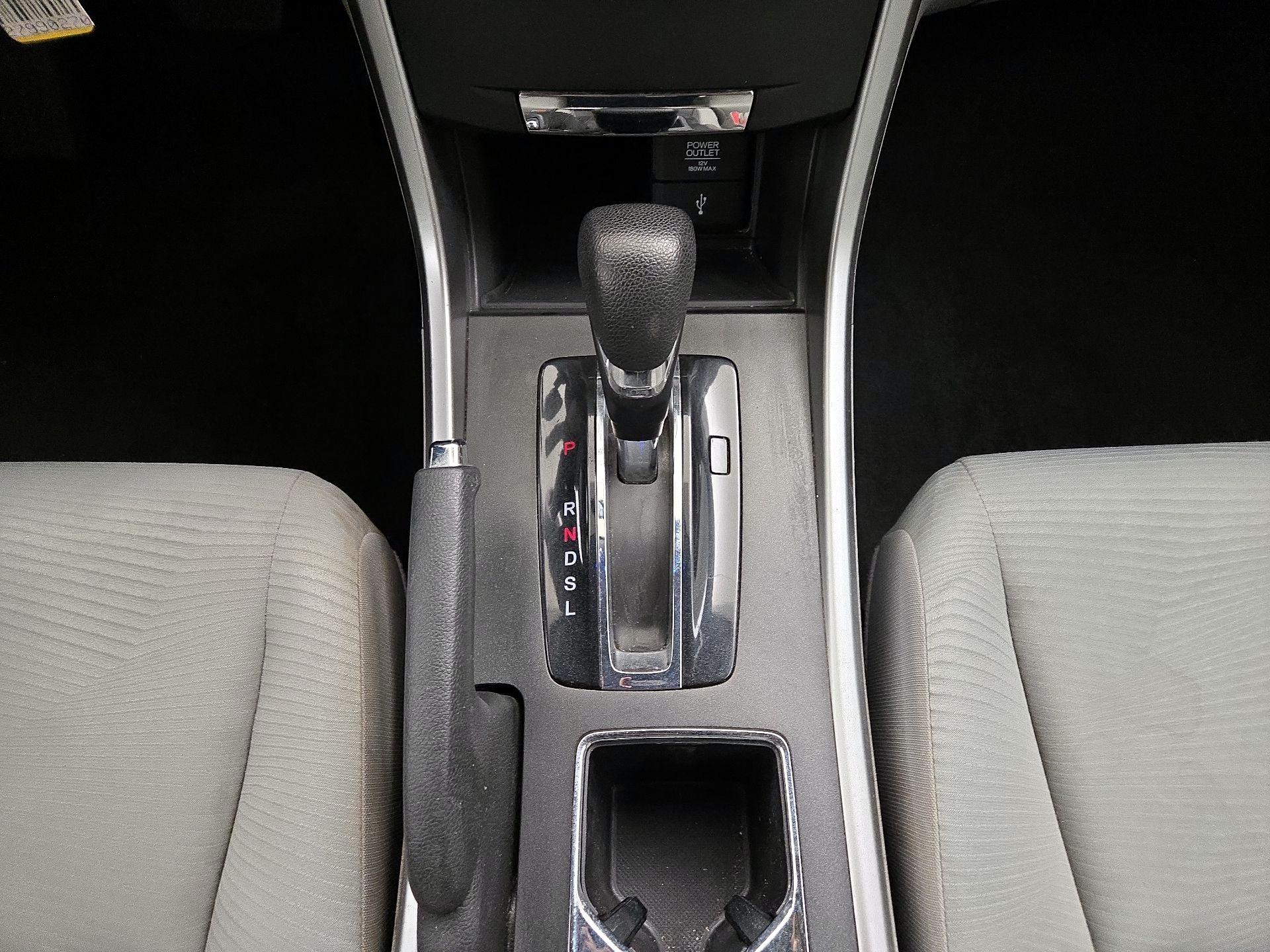 Thumbnail: 2015 Honda Accord - 17