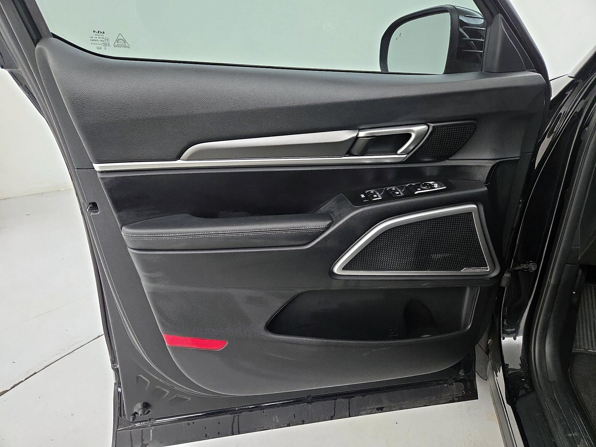 Thumbnail: 2022 Kia Telluride - 12