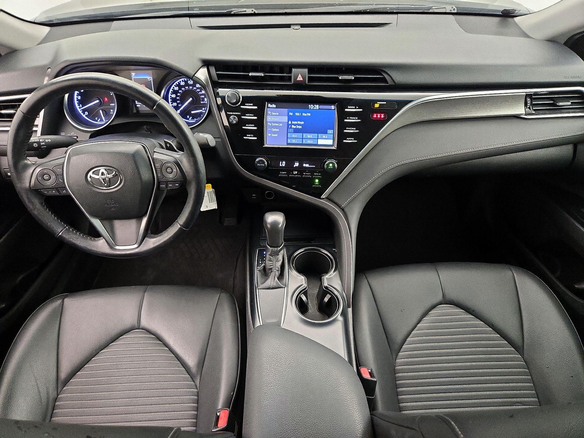 Thumbnail: 2018 Toyota Camry - 9