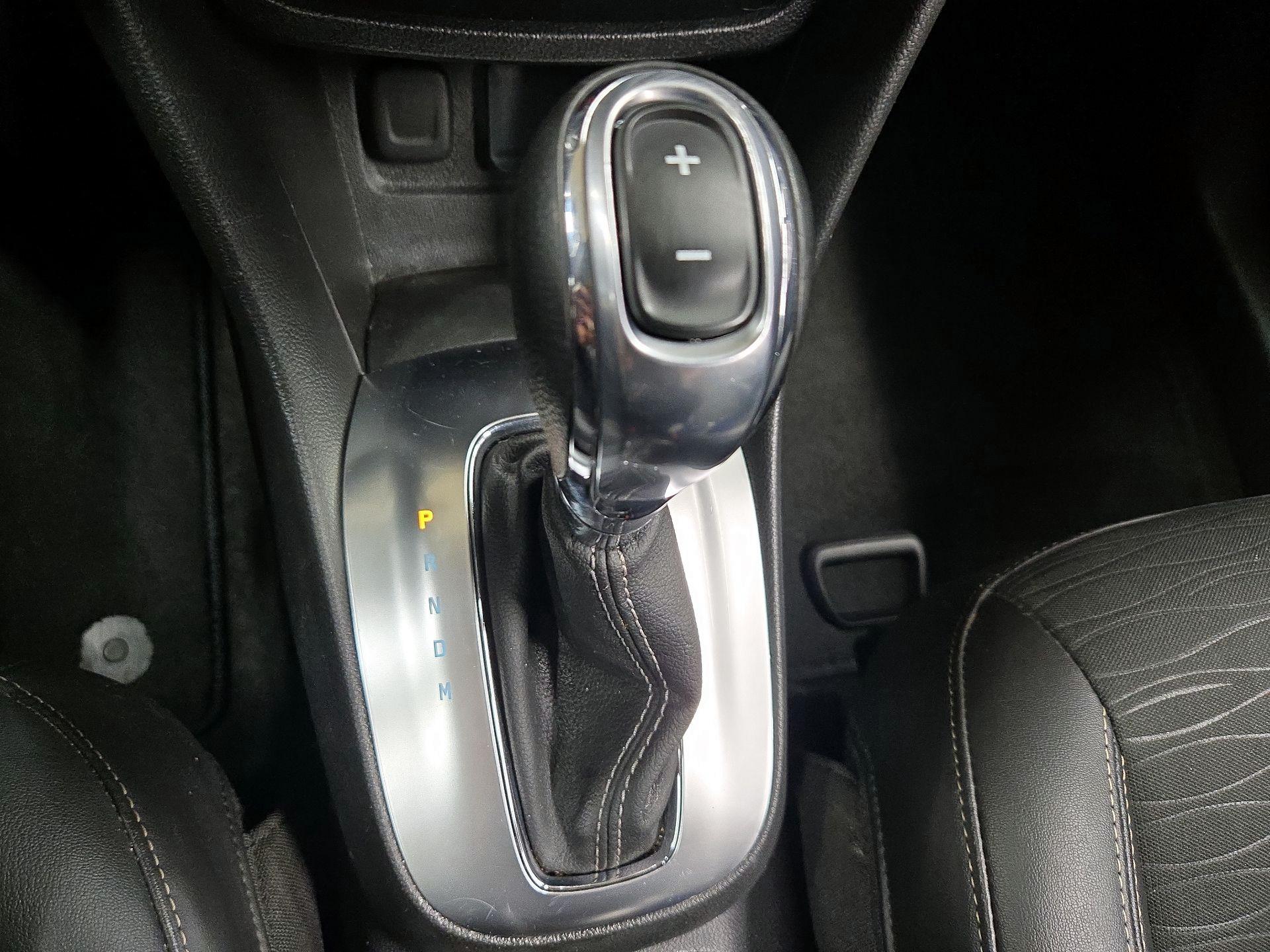 Thumbnail: 2016 Buick Encore - 16