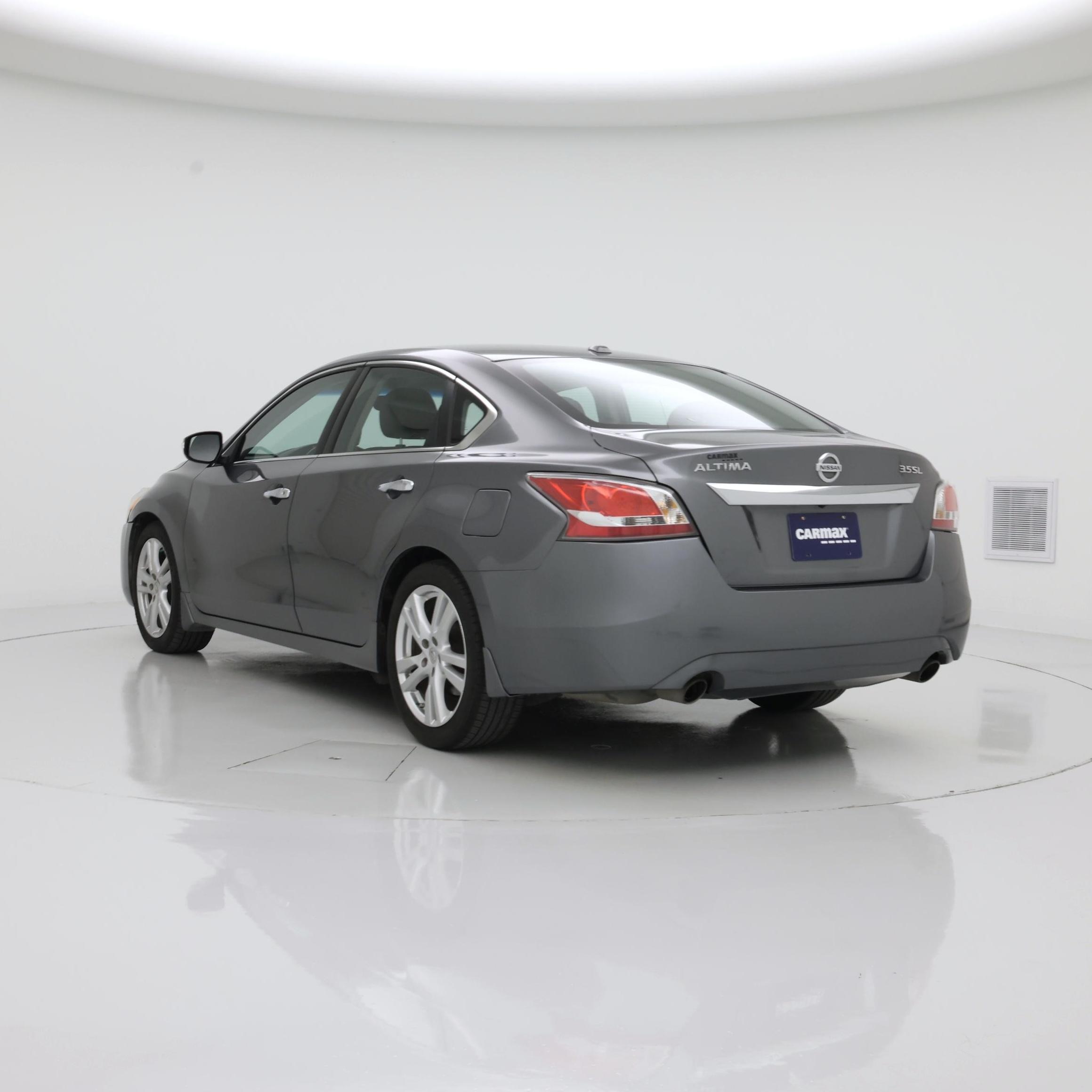 Thumbnail: 2015 Nissan Altima - 2