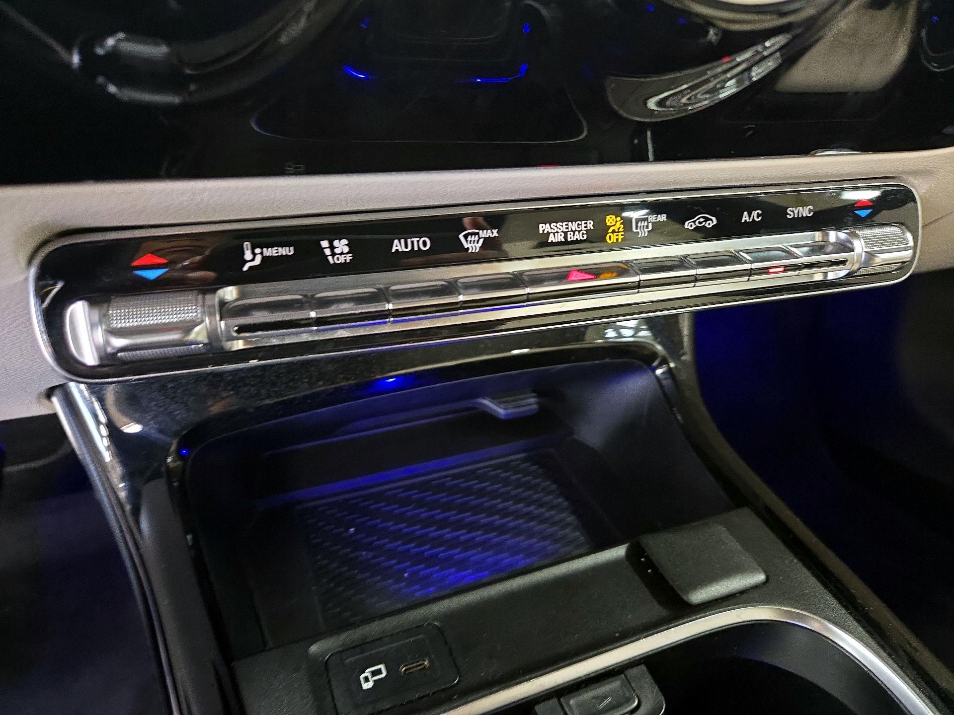 Thumbnail: 2020 Mercedes-Benz CLA - 16