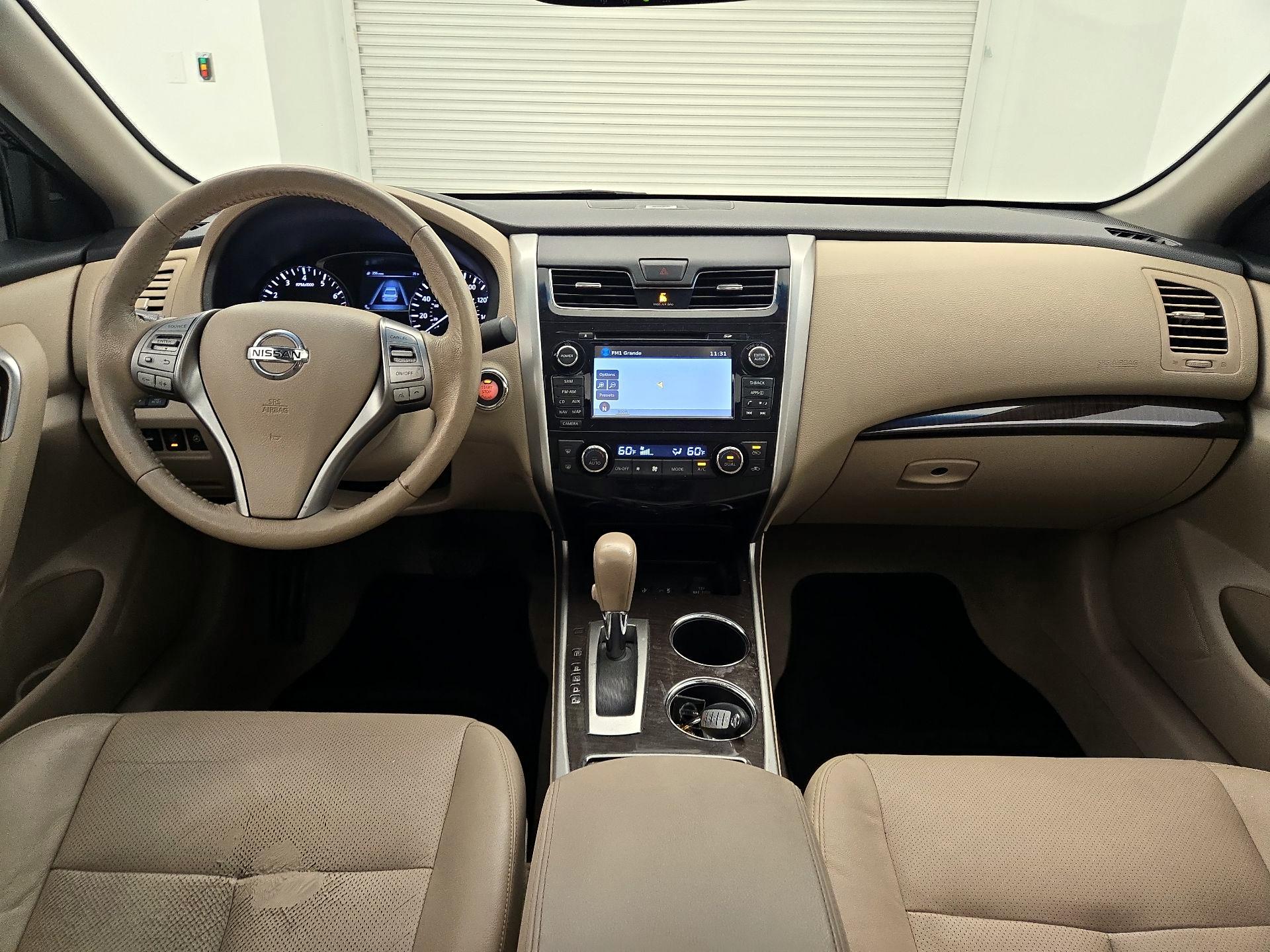Thumbnail: 2014 Nissan Altima - 9