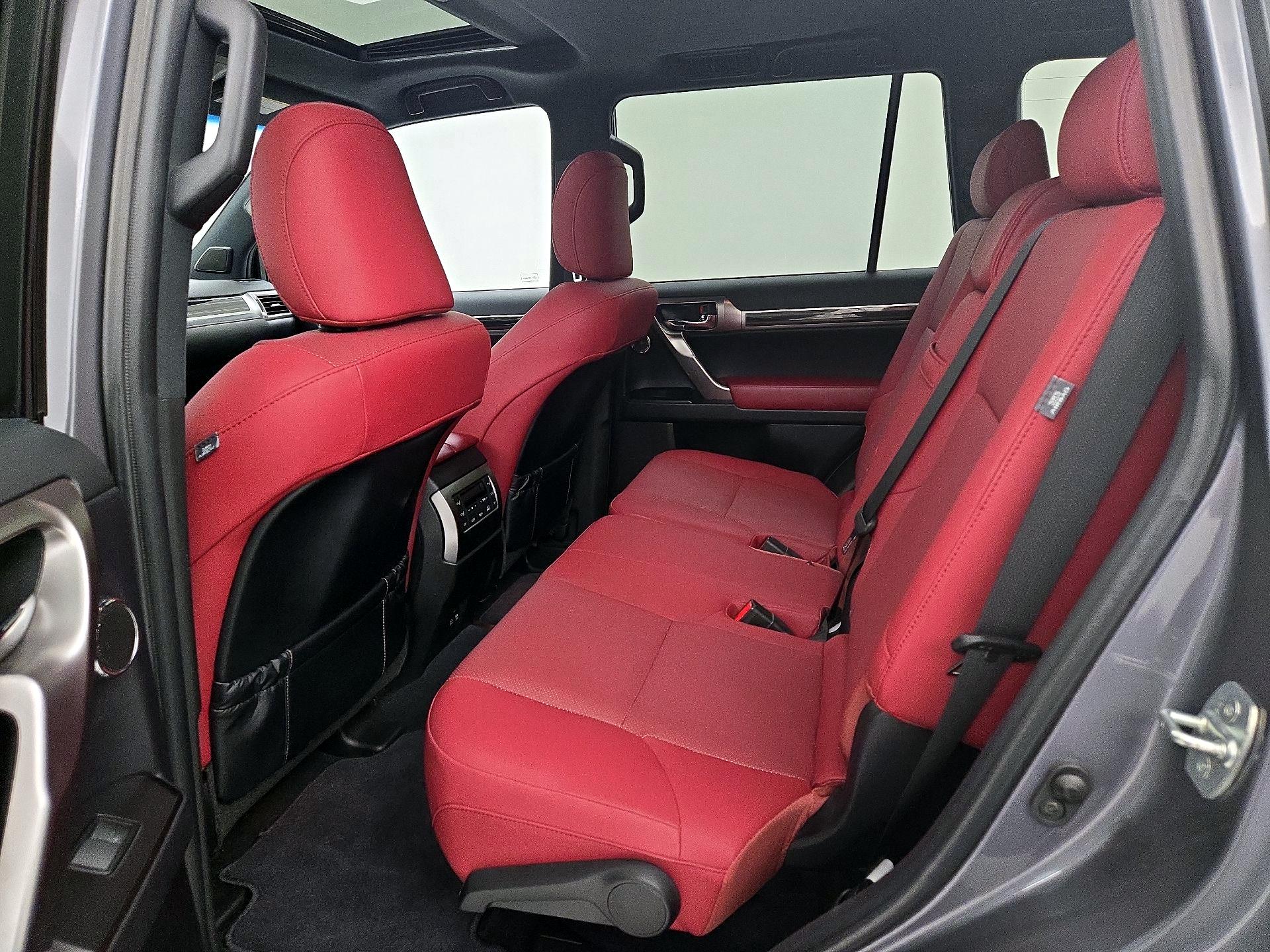 Thumbnail: 2023 Lexus GX - 18