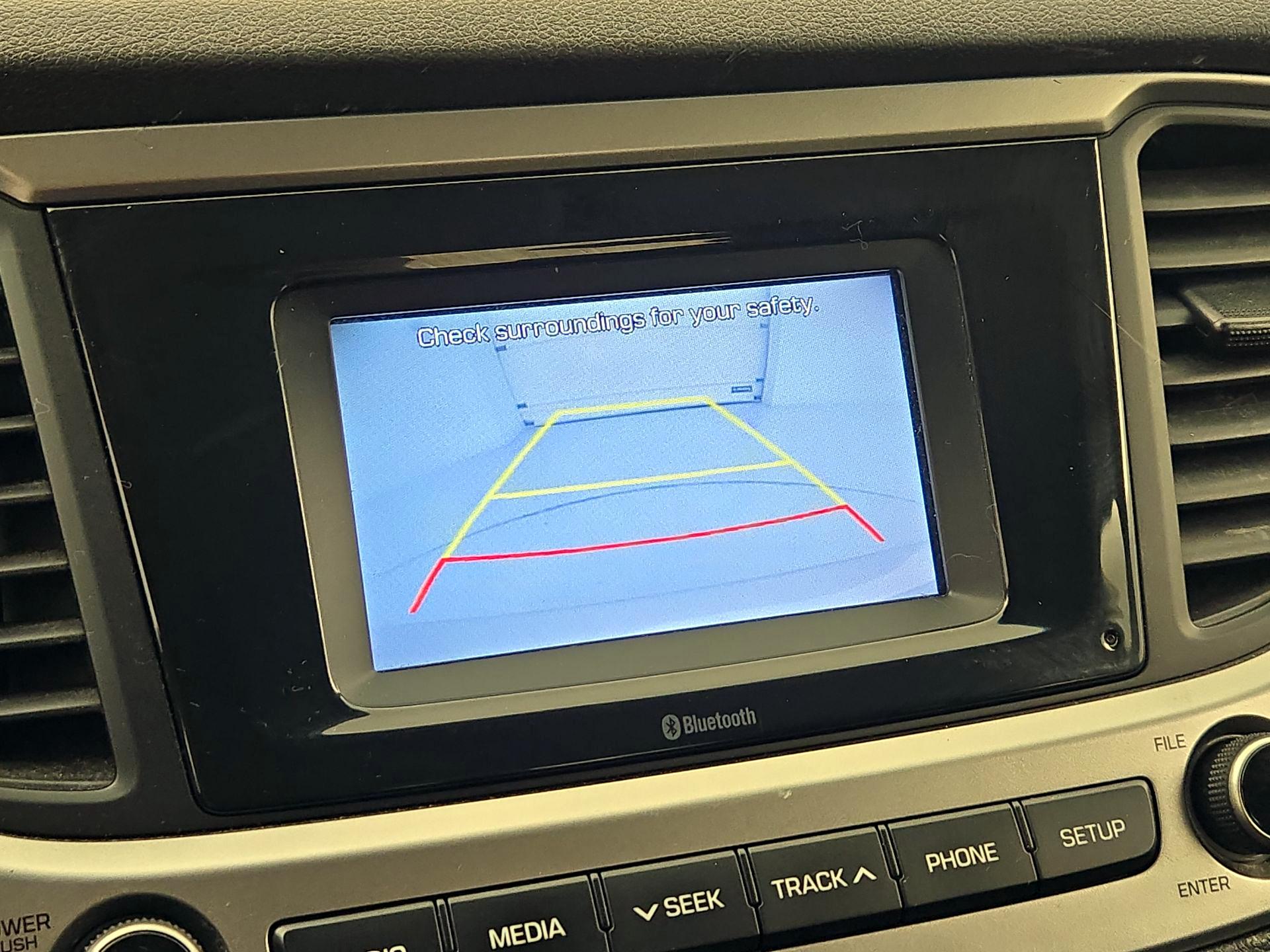 Thumbnail: 2018 Hyundai Accent - 14