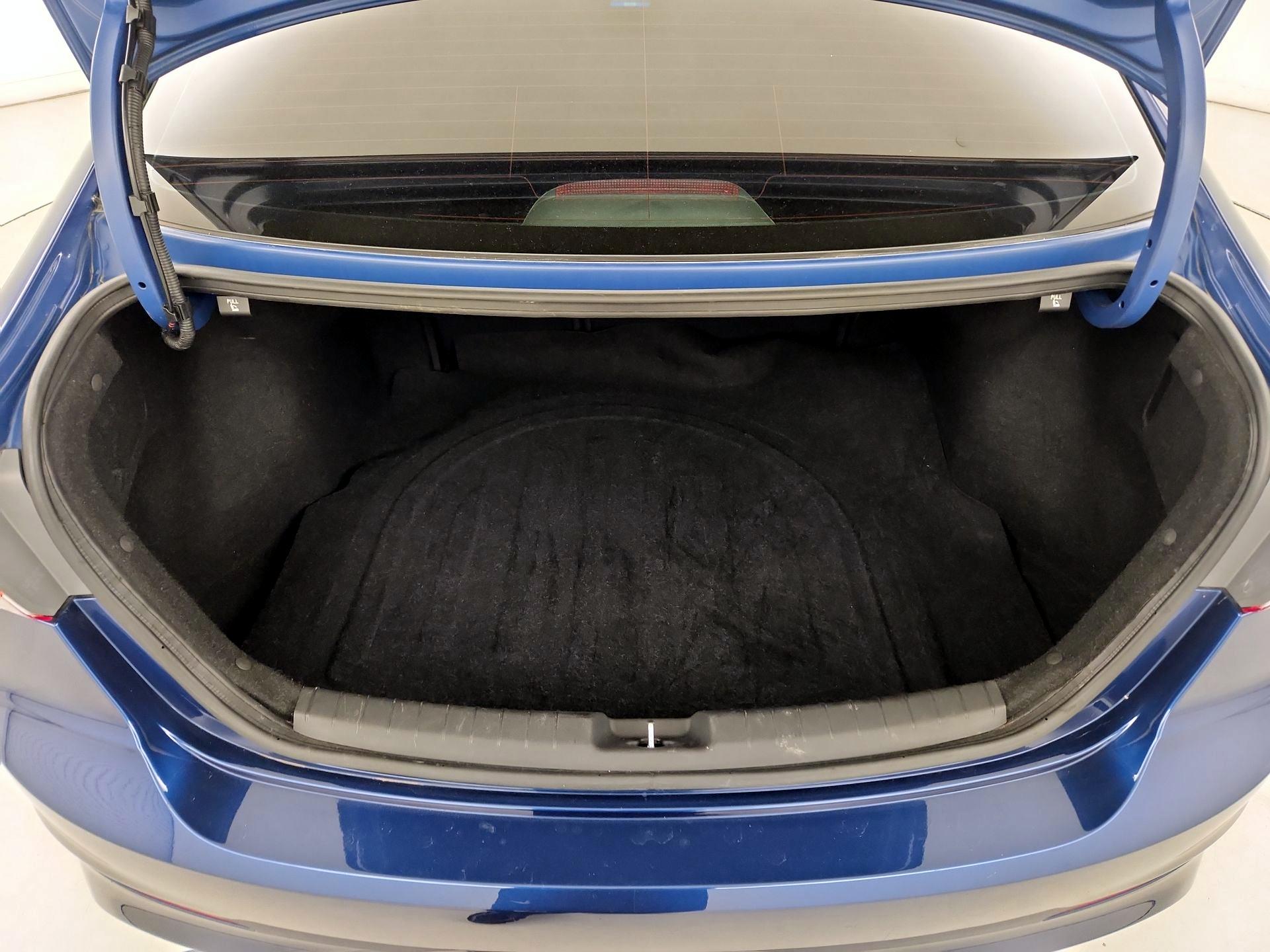 Thumbnail: 2018 Hyundai Elantra - 20