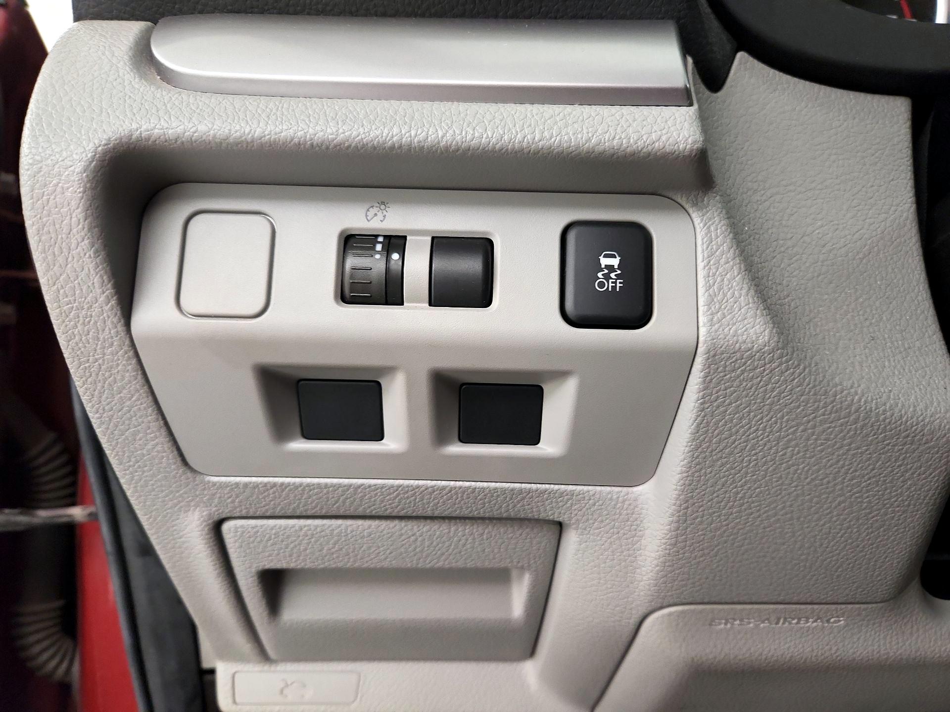 Thumbnail: 2014 Subaru Forester - 13