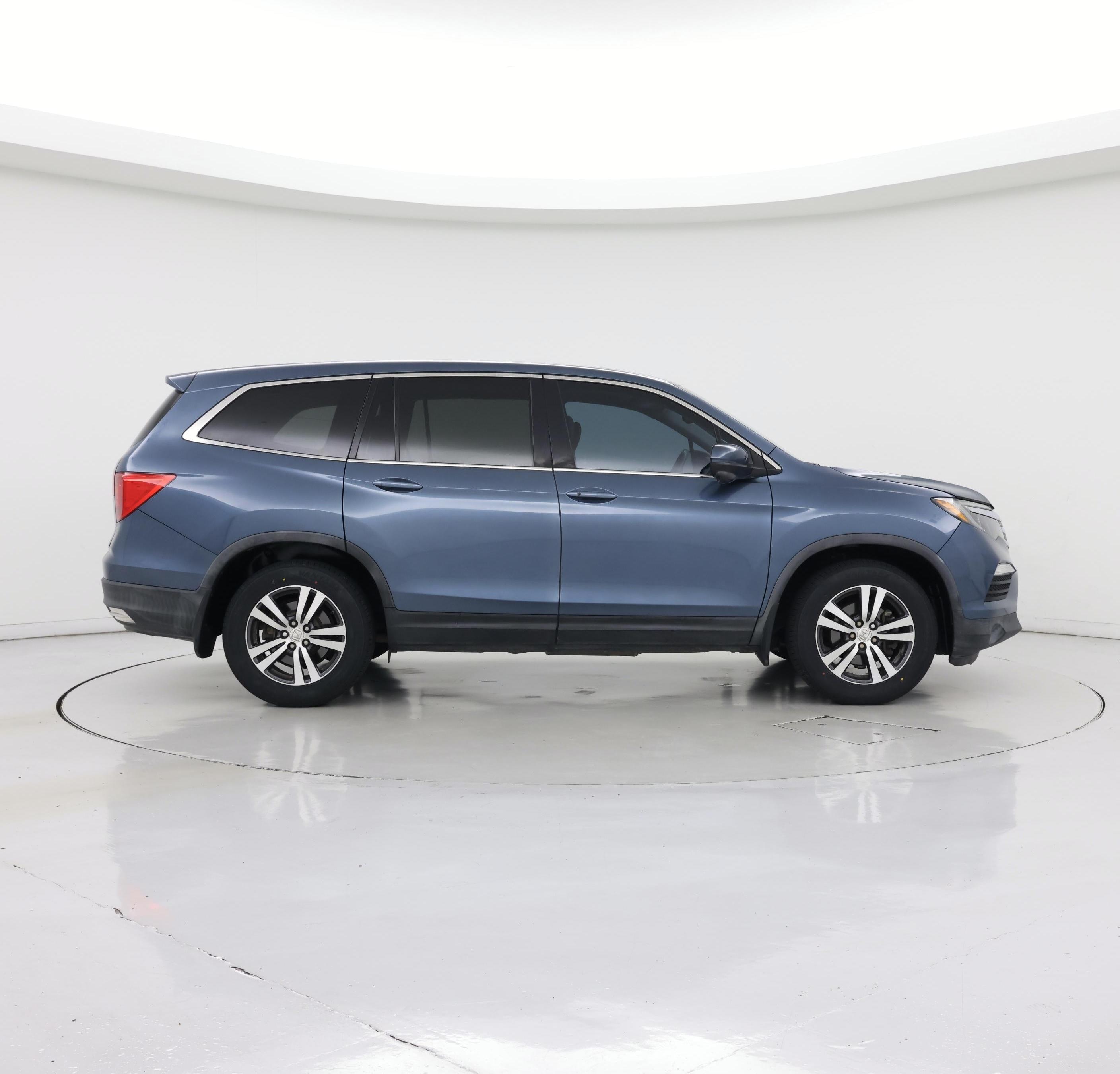 Thumbnail: 2018 Honda Pilot - 7