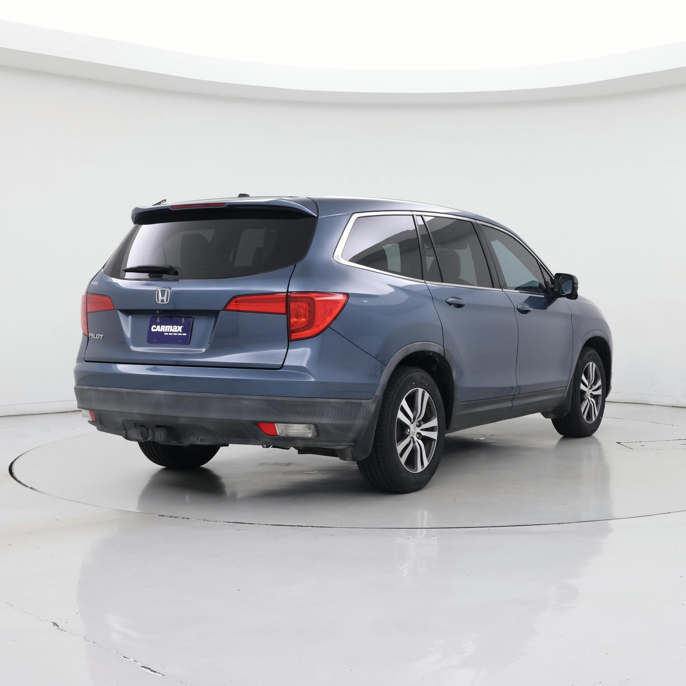 Thumbnail: 2018 Honda Pilot - 8