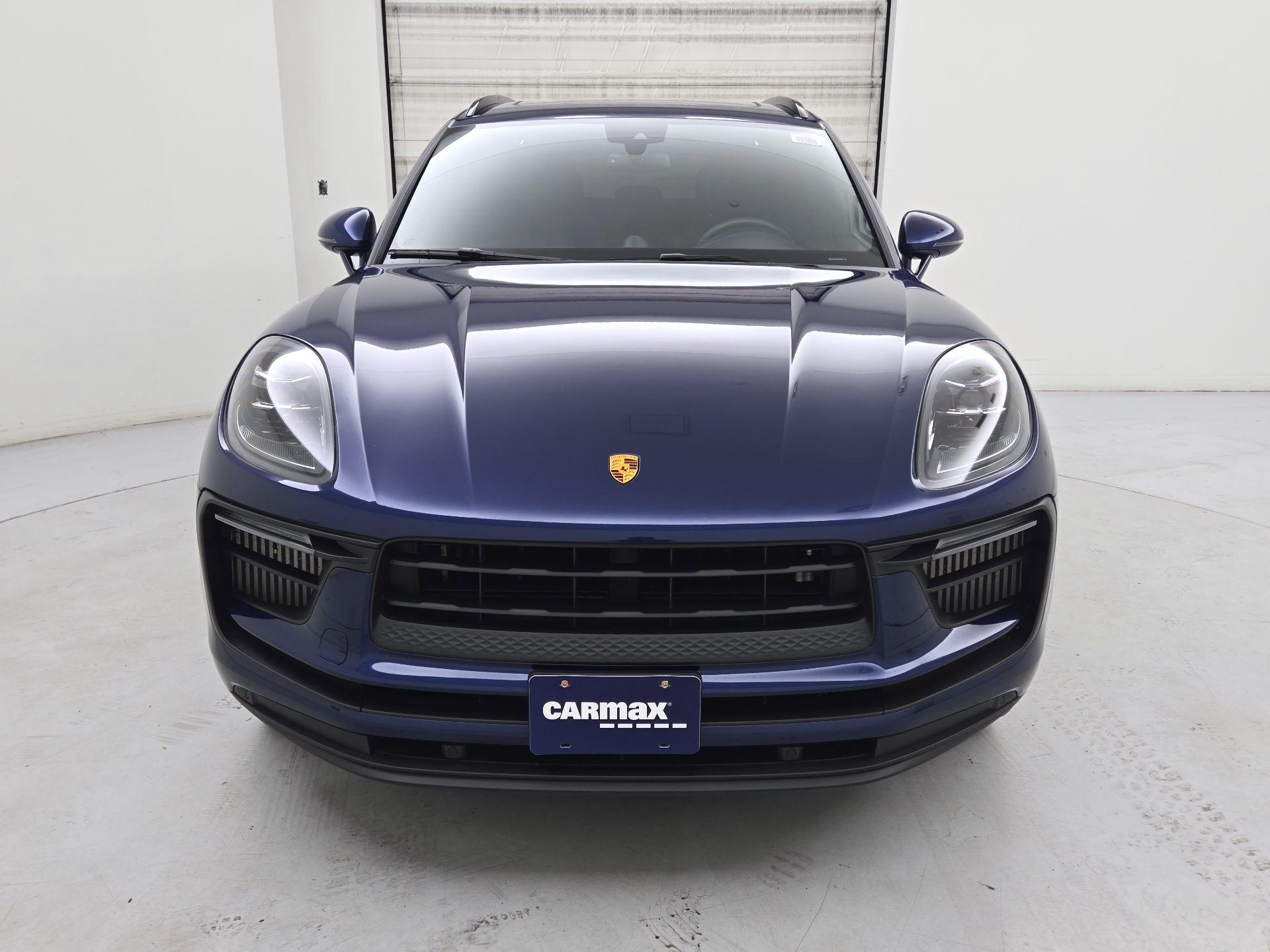 Thumbnail: 2022 Porsche Macan - 2