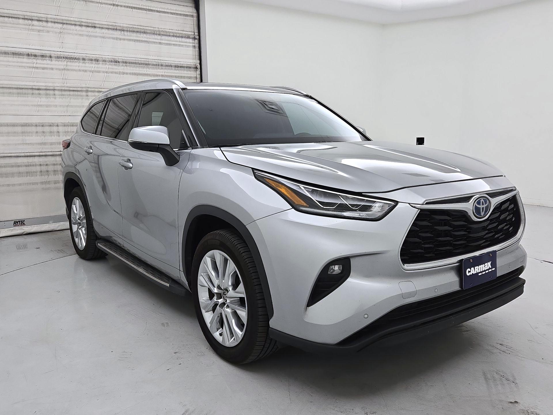 Thumbnail: 2023 Toyota Highlander - 1