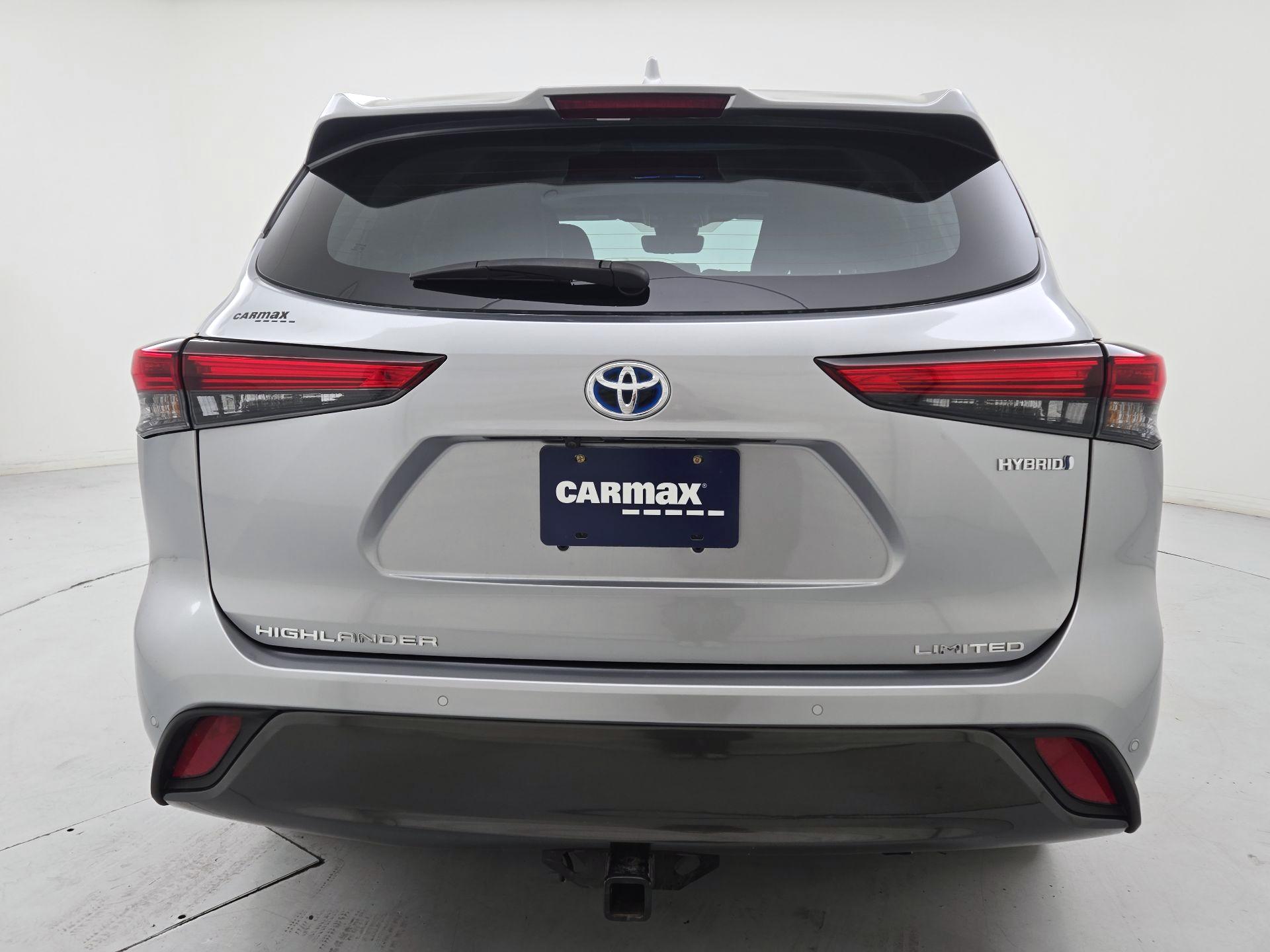 Thumbnail: 2023 Toyota Highlander - 6