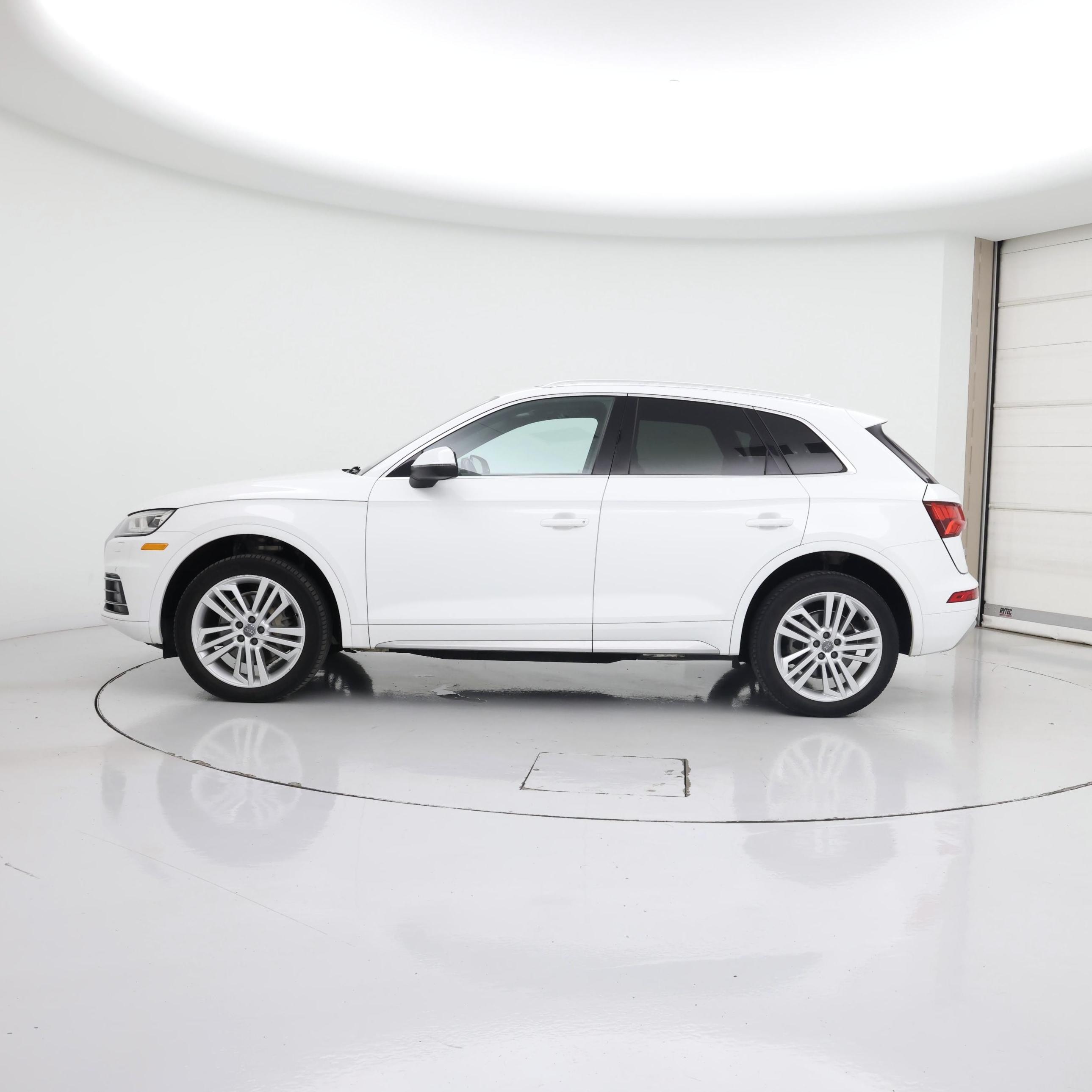Thumbnail: 2018 Audi Q5 - 3