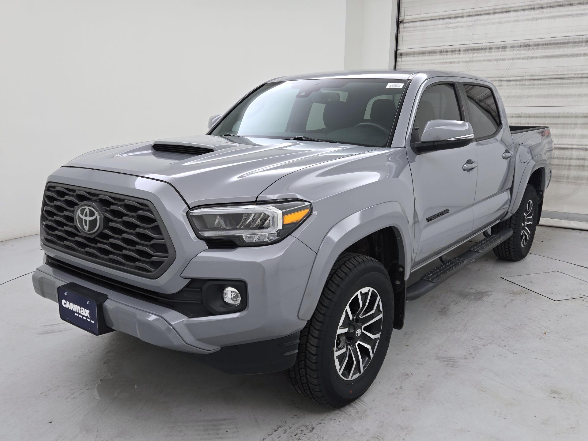 Thumbnail: 2021 Toyota Tacoma - 3