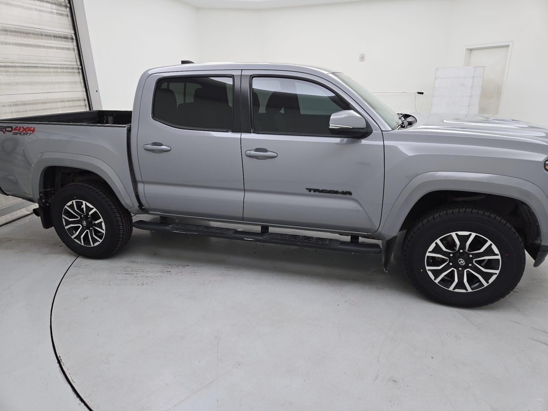 Thumbnail: 2021 Toyota Tacoma - 4
