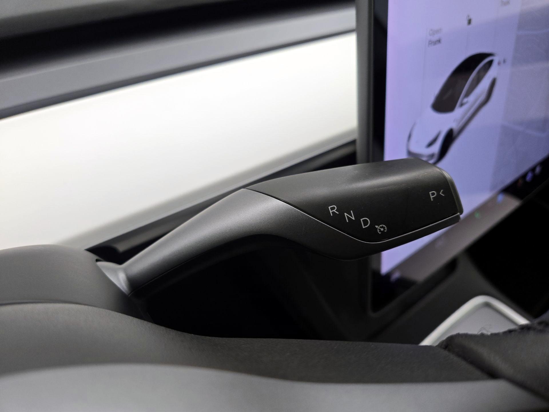 Thumbnail: 2021 Tesla Model 3 - 15