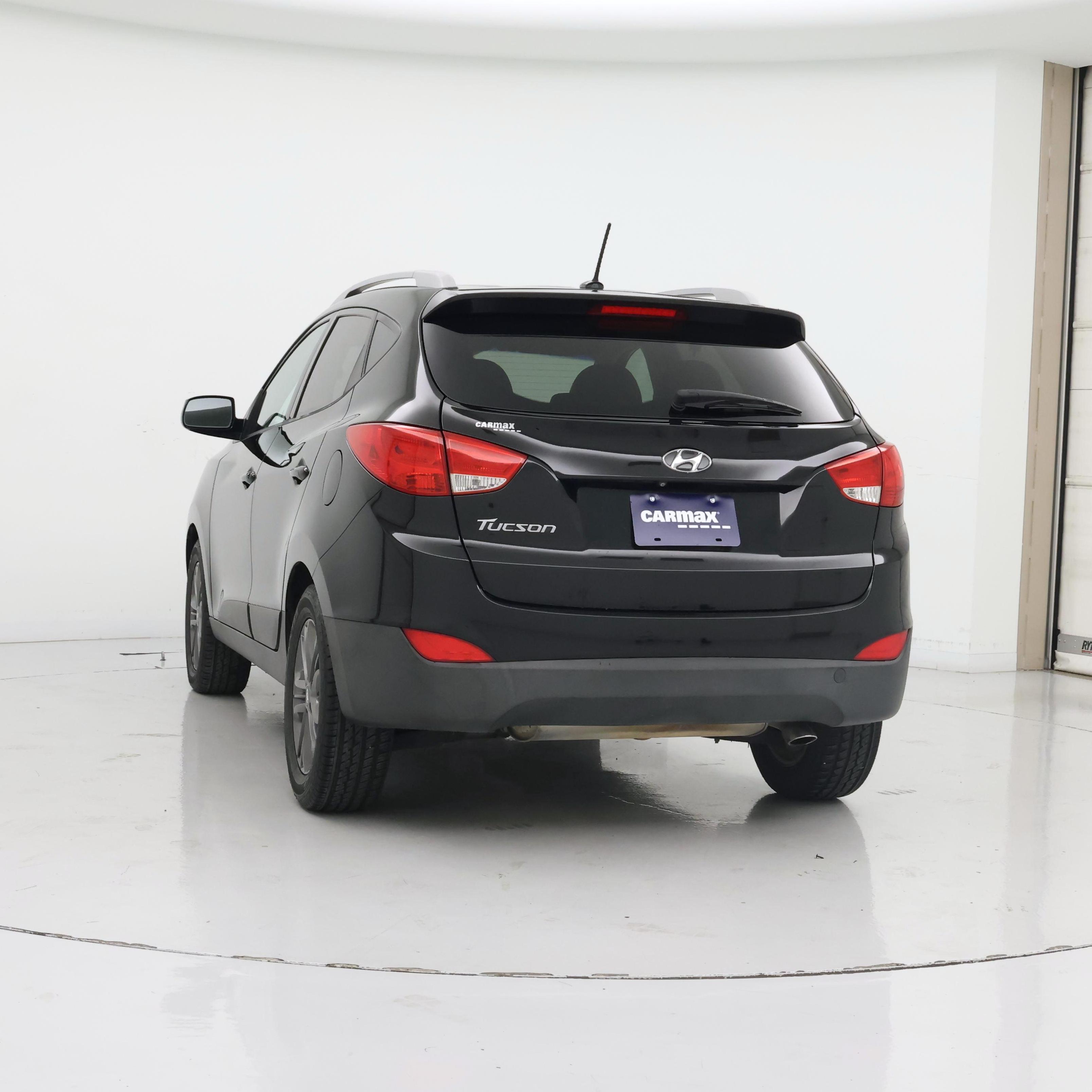 Thumbnail: 2015 Hyundai Tucson - 2