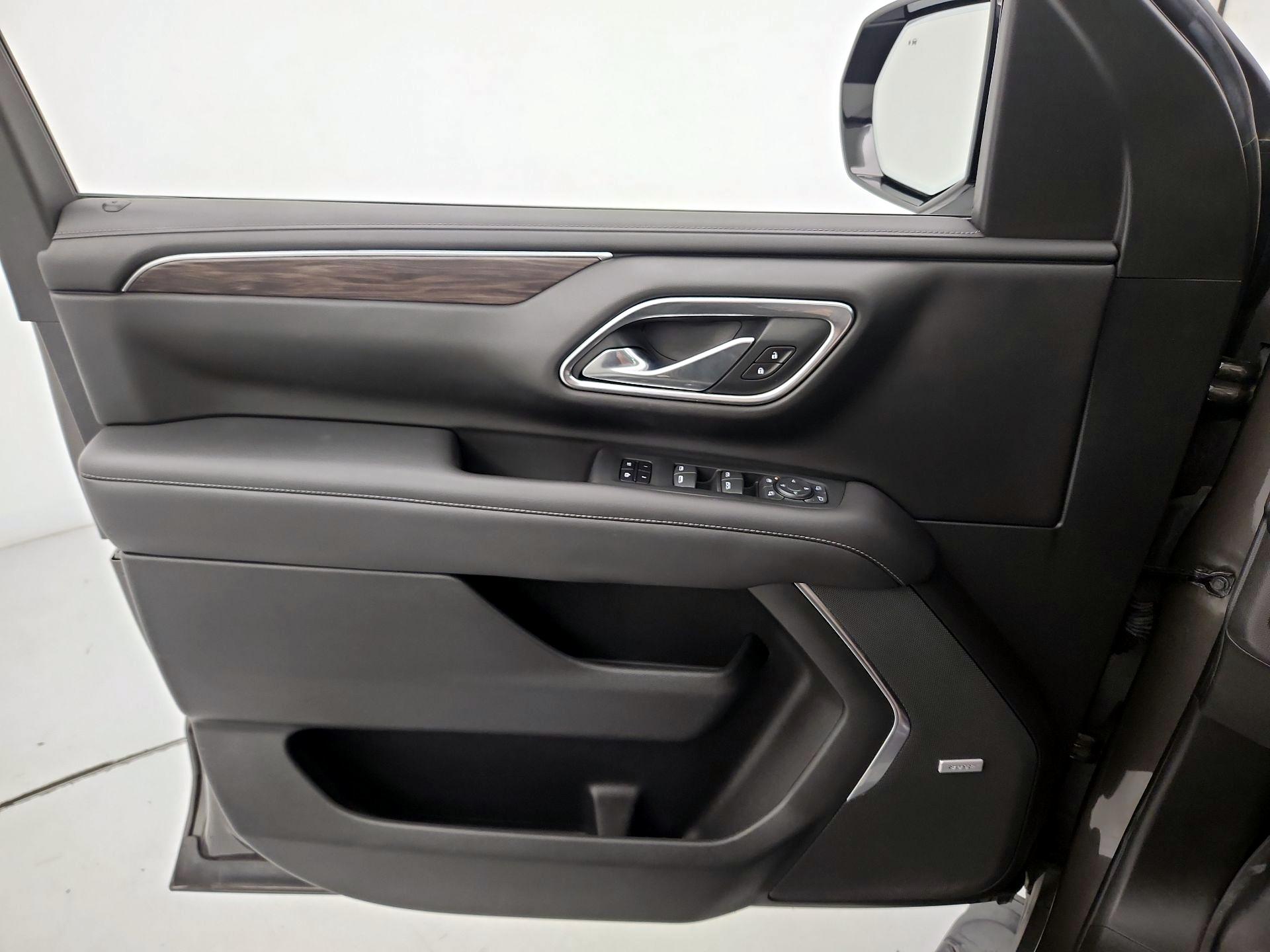 Thumbnail: 2021 Chevrolet Tahoe - 12
