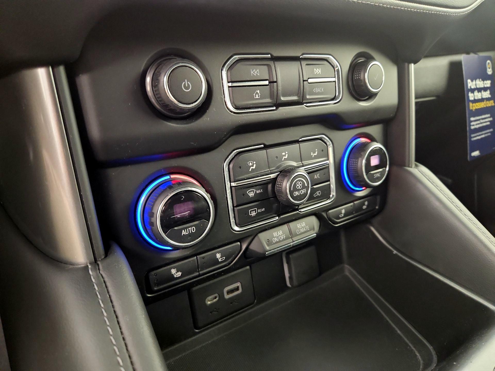 Thumbnail: 2021 Chevrolet Tahoe - 16
