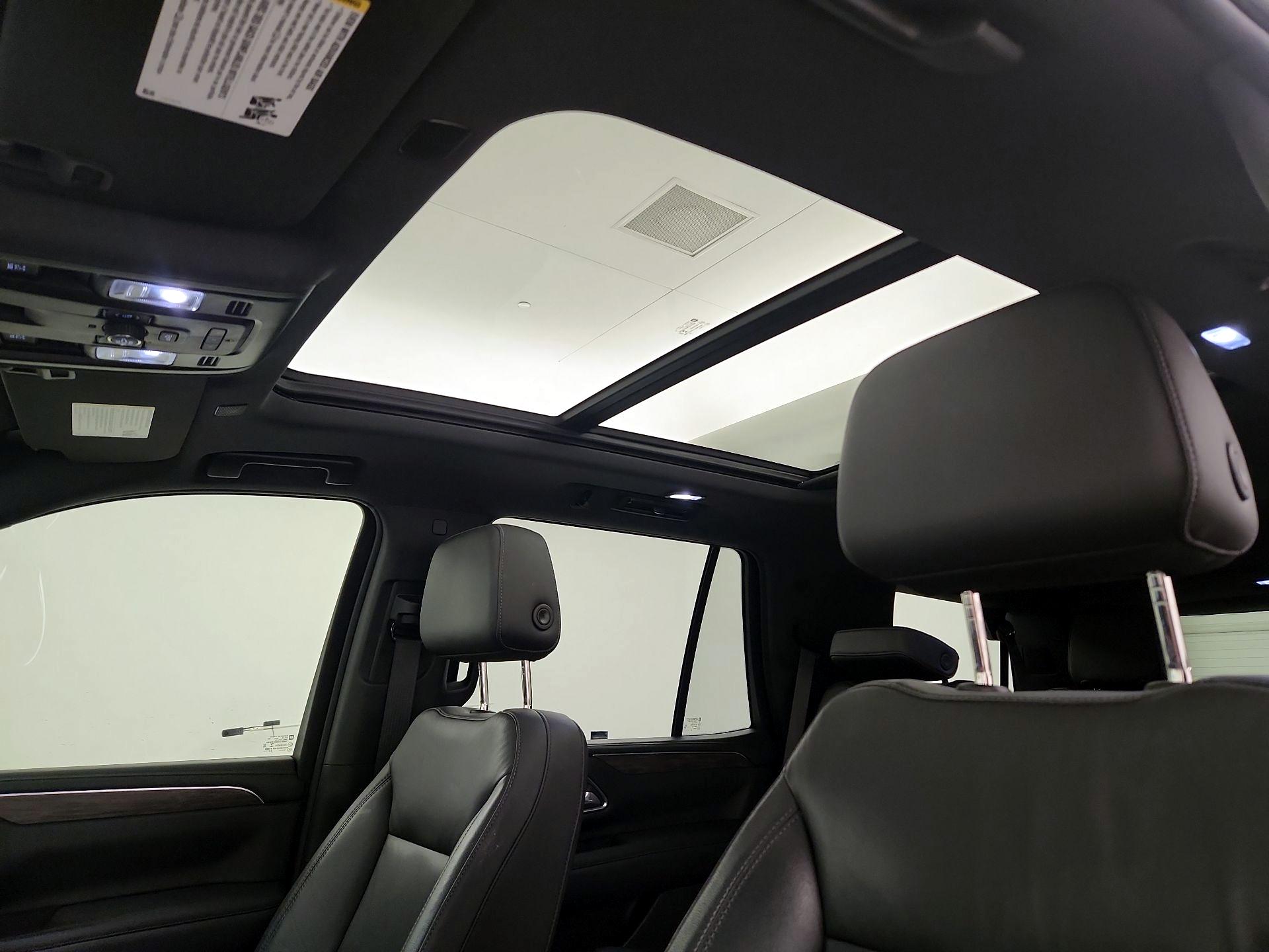 Thumbnail: 2021 Chevrolet Tahoe - 19