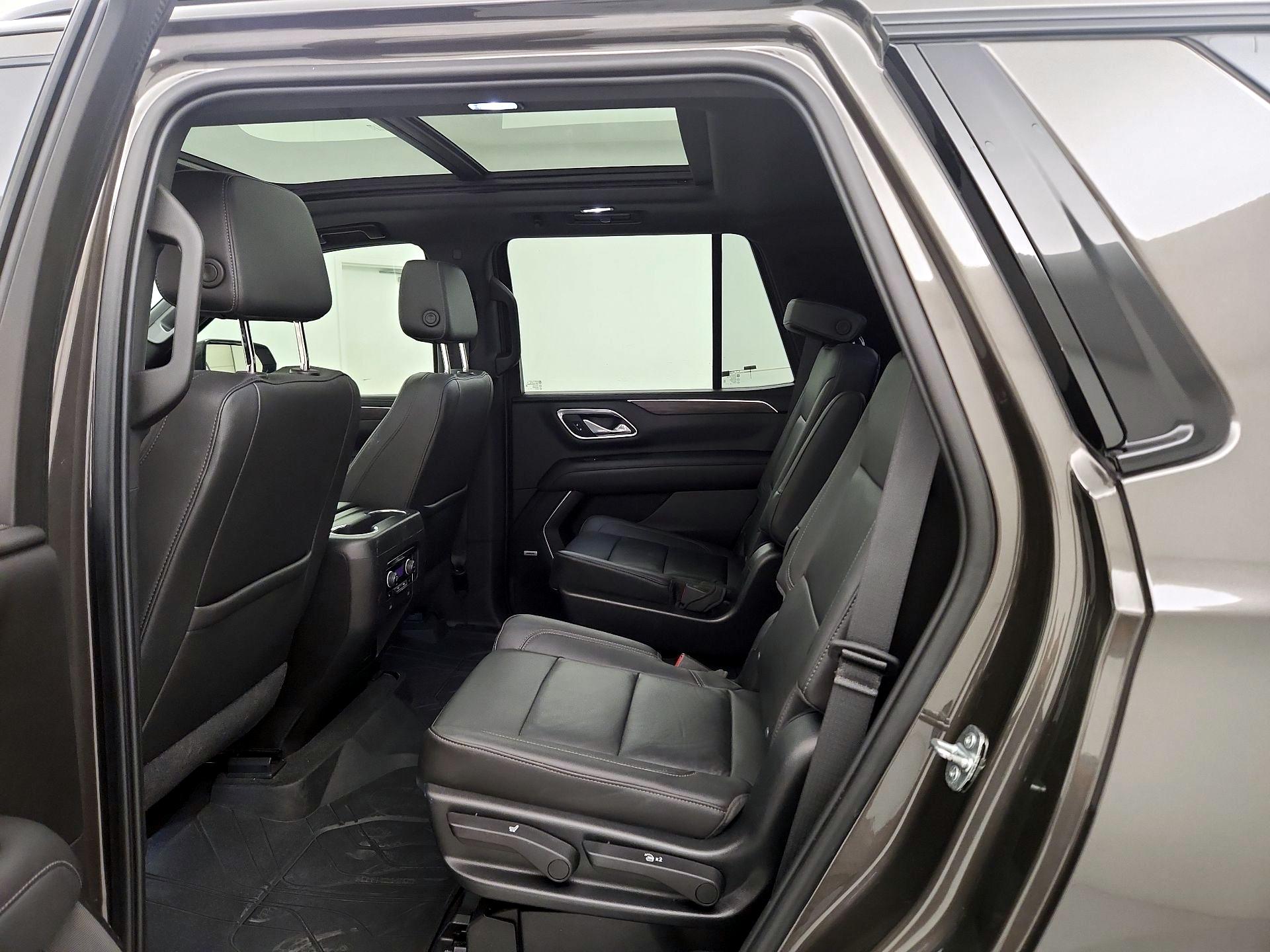 Thumbnail: 2021 Chevrolet Tahoe - 20