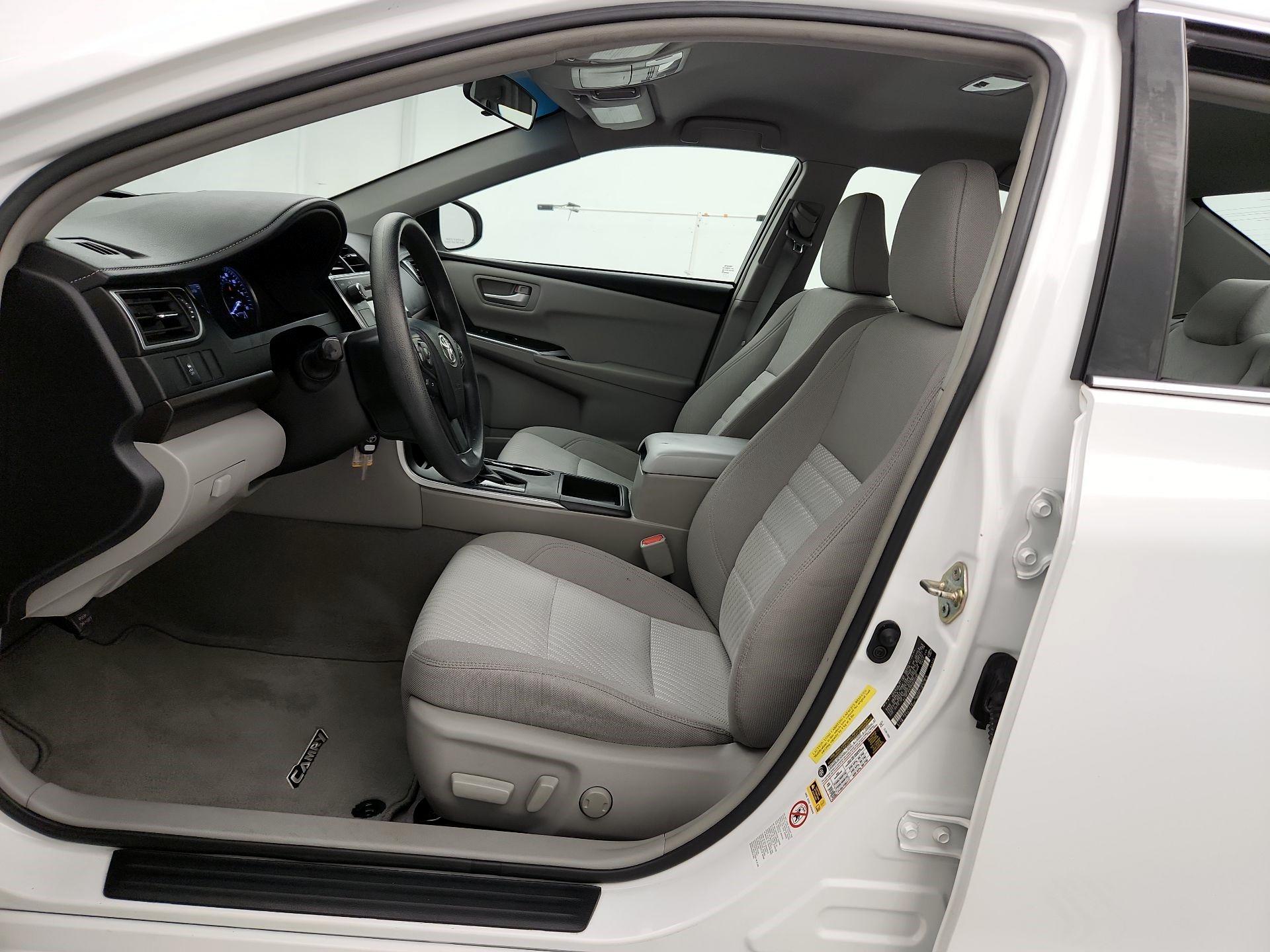 Thumbnail: 2017 Toyota Camry - 11