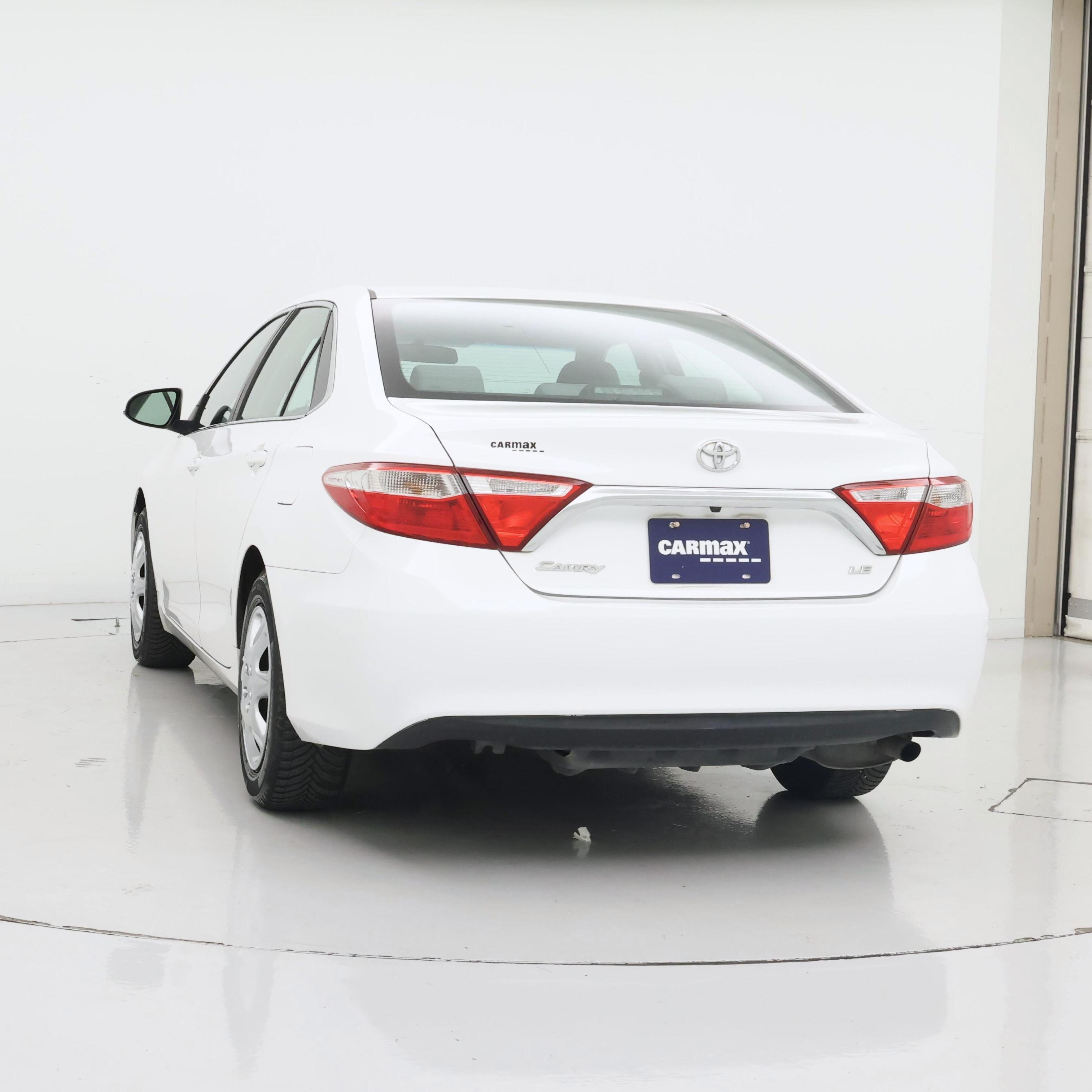 Thumbnail: 2017 Toyota Camry - 2