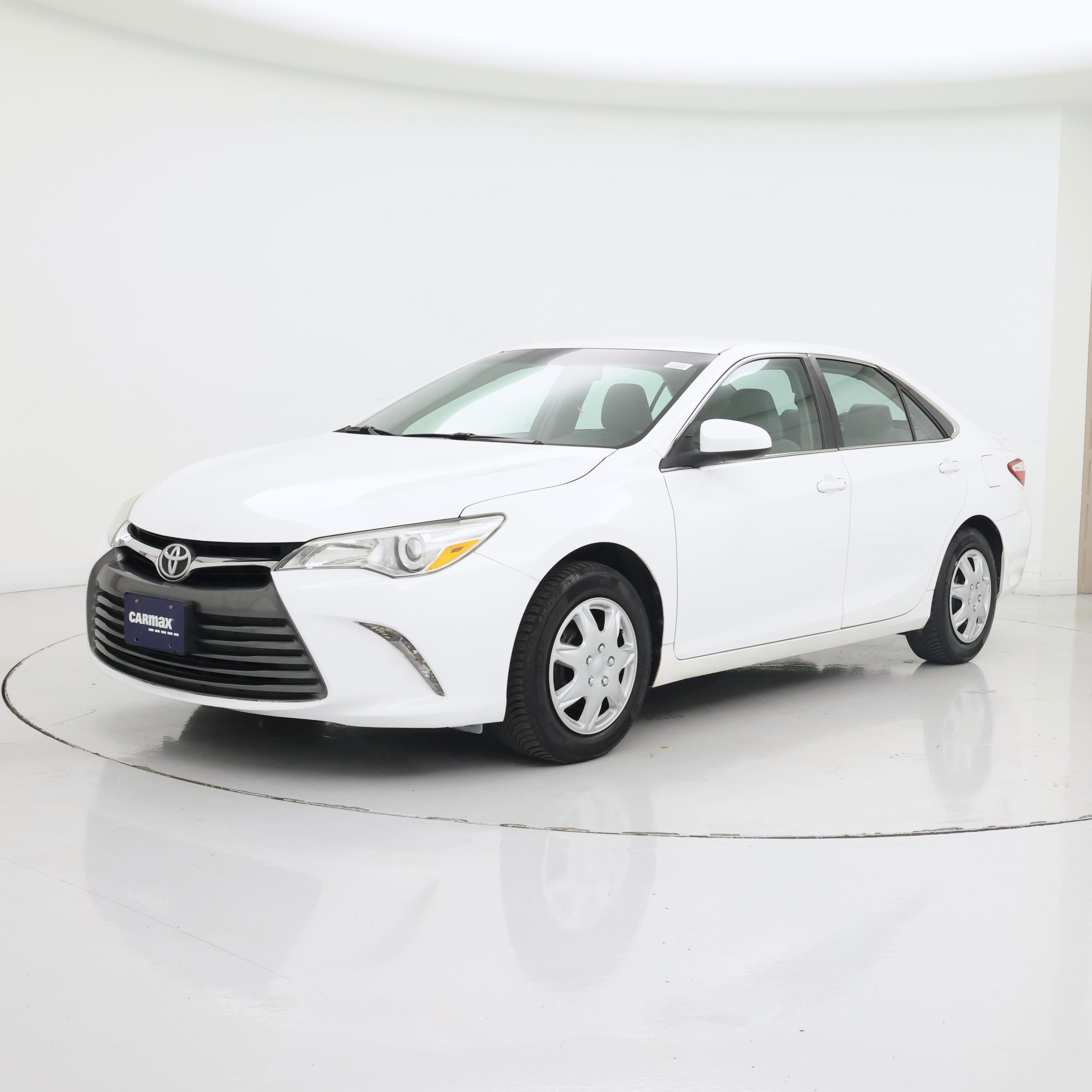 Thumbnail: 2017 Toyota Camry - 4