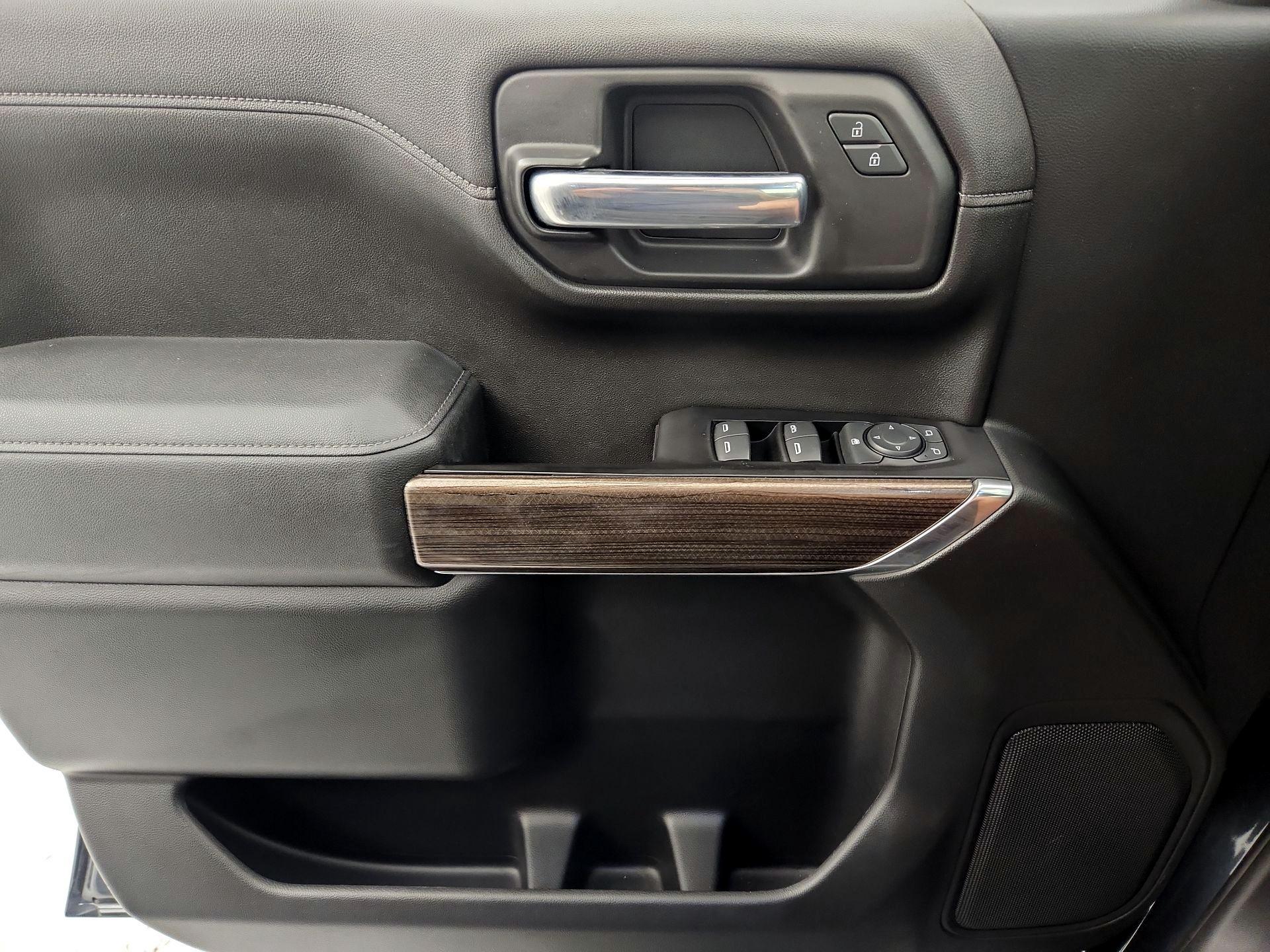 Thumbnail: 2019 Chevrolet Silverado 1500 - 12