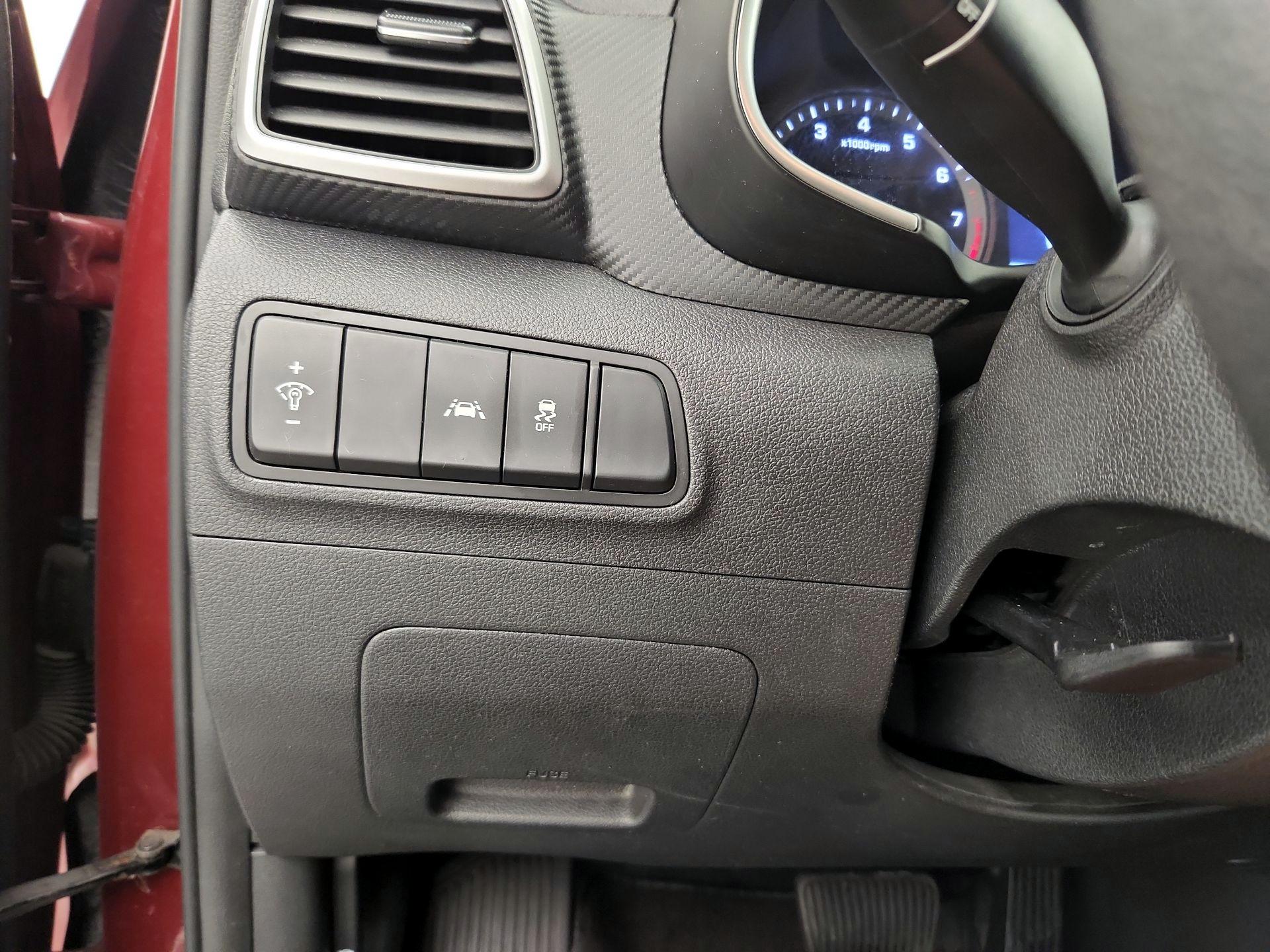 Thumbnail: 2019 Hyundai Tucson - 13