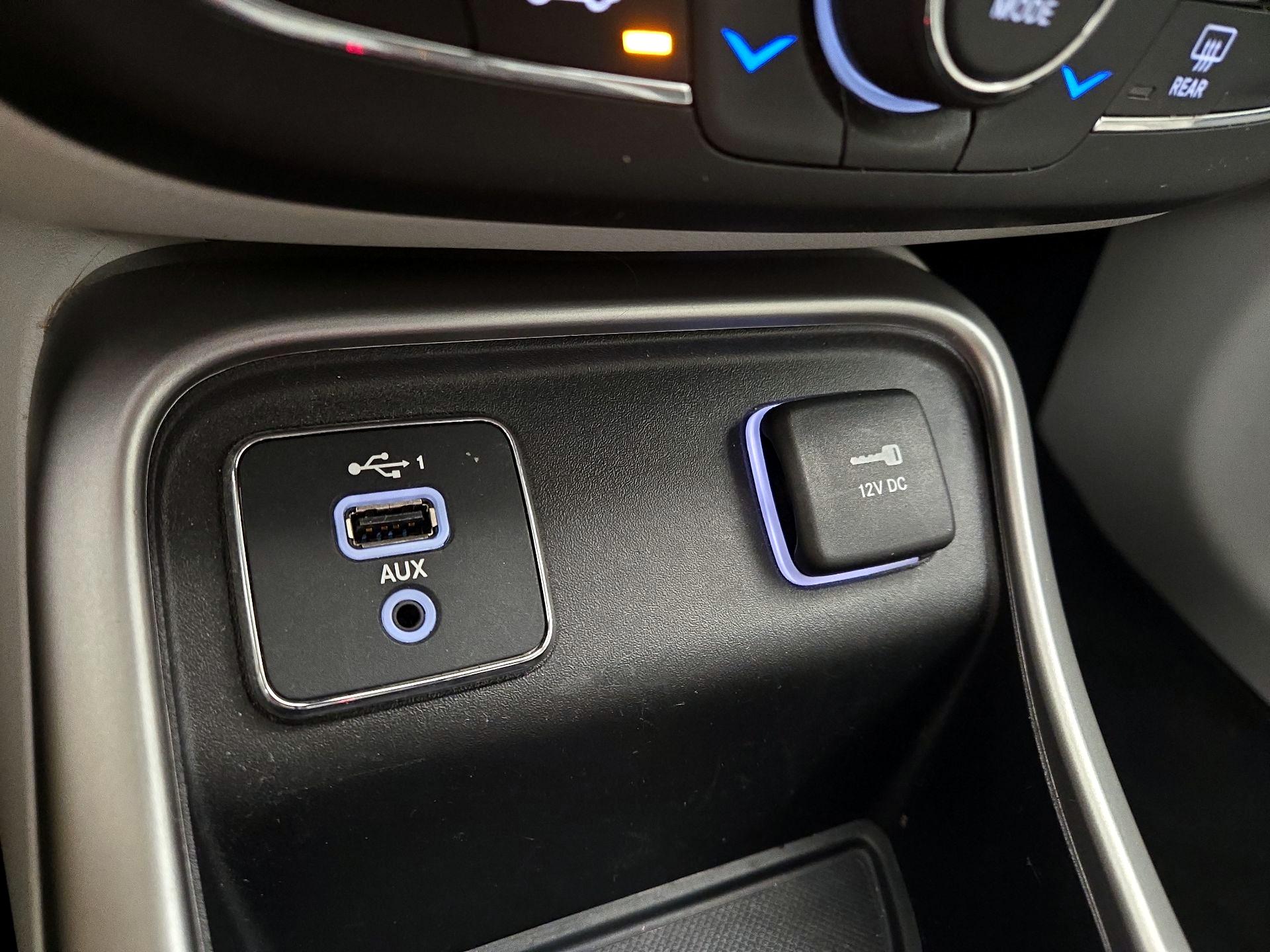 Thumbnail: 2020 Jeep Compass - 16