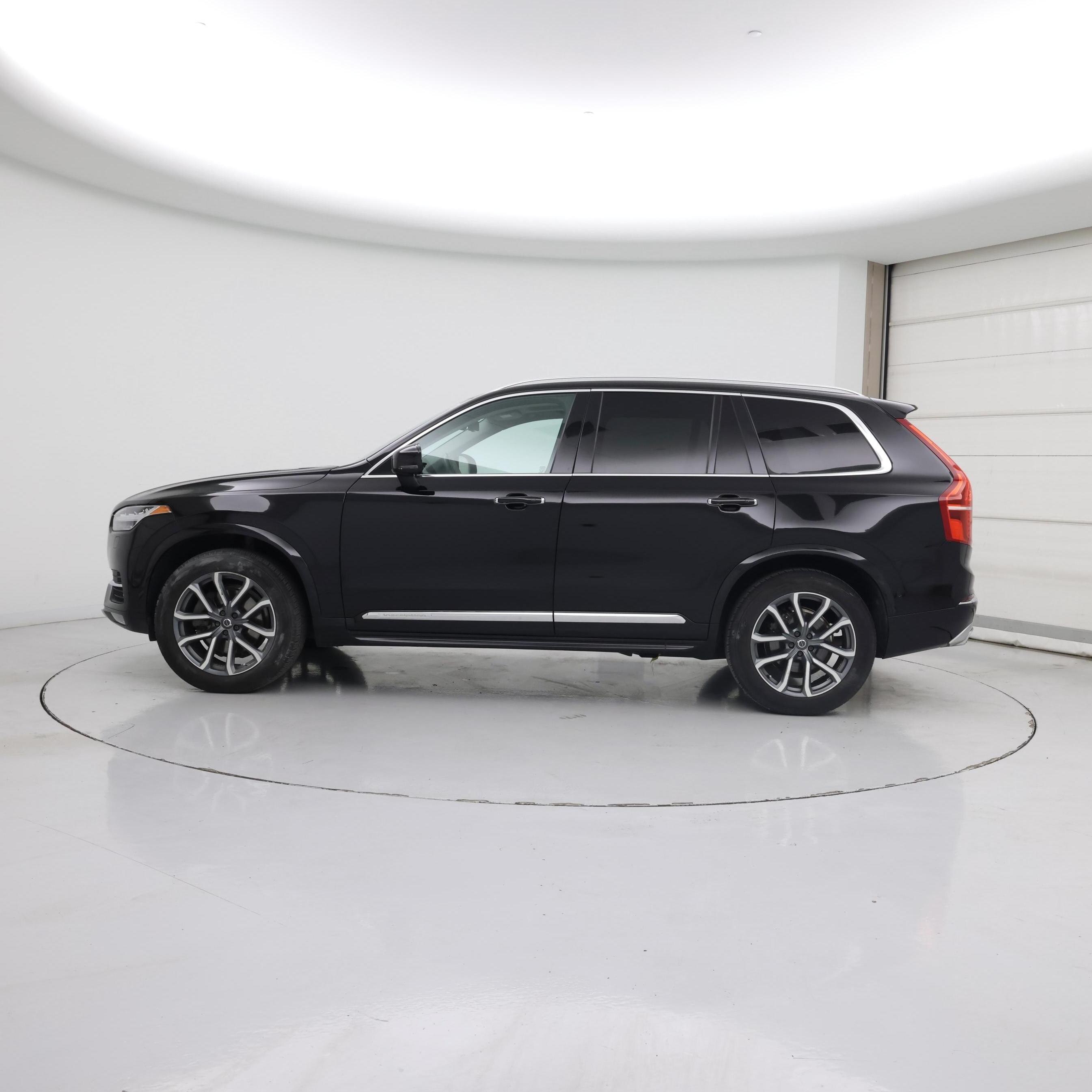 Thumbnail: 2017 Volvo XC90 - 3