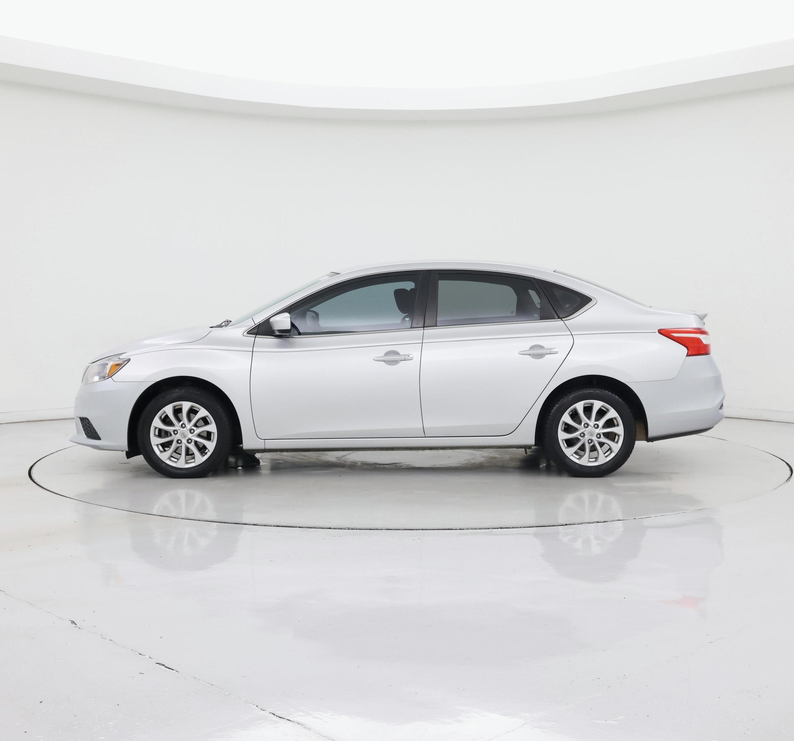 Thumbnail: 2017 Nissan Sentra - 3