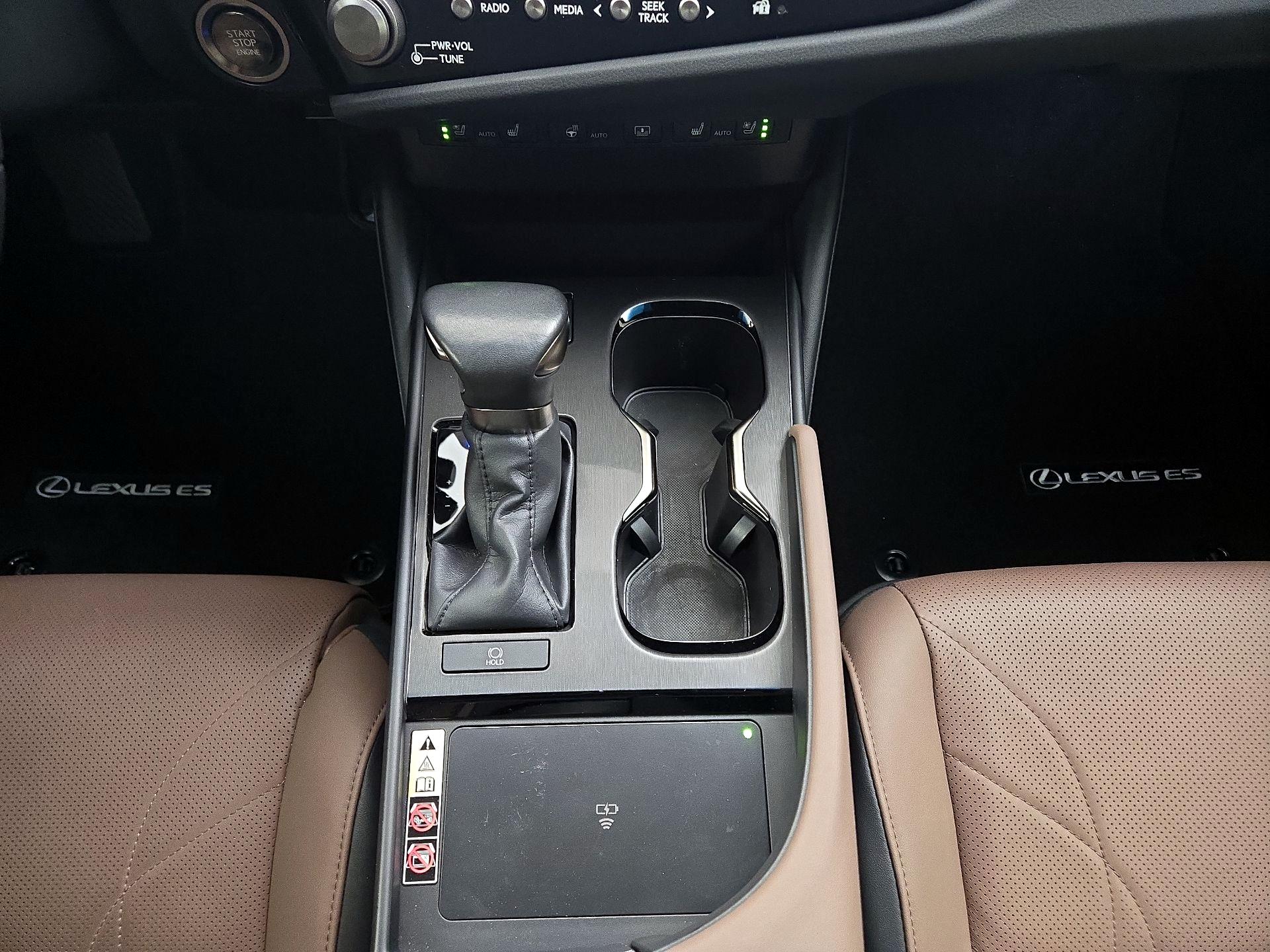 Thumbnail: 2023 Lexus ES - 16