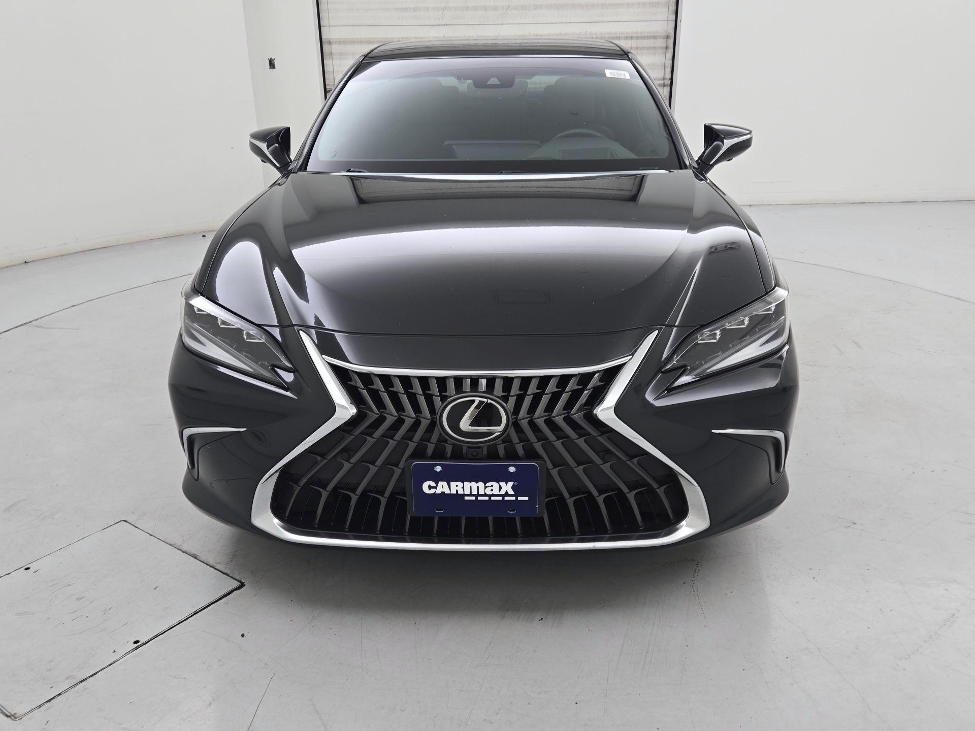 Thumbnail: 2023 Lexus ES - 2