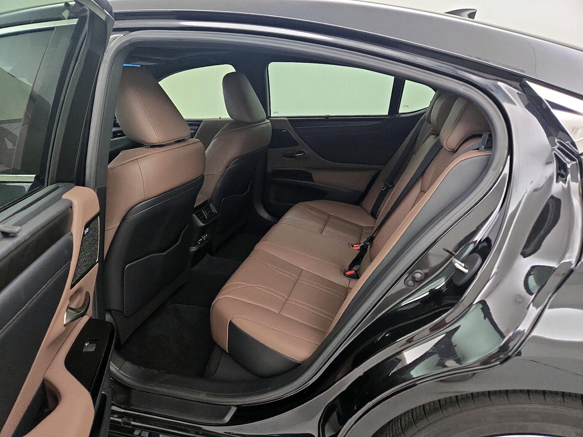 Thumbnail: 2023 Lexus ES - 19